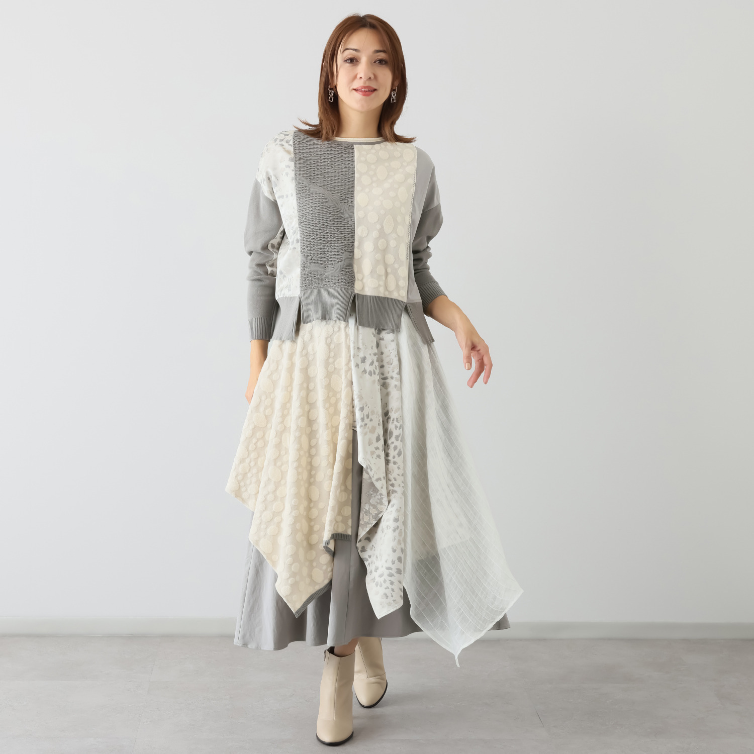 ヨシヨシ バイ　ピージェイ 異素材切替 Ａラインシルエット デザインフリルスカート