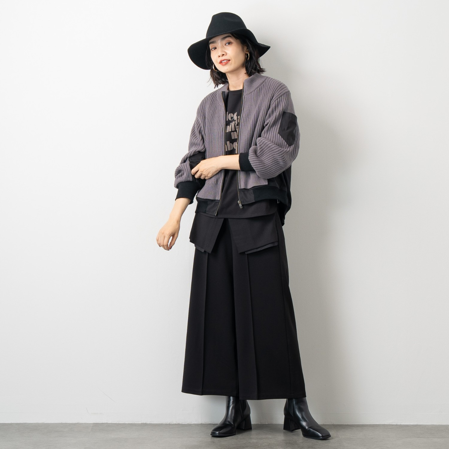 オン　ザ　エッジ ニットドッキング おしゃれに差がつく 大人のＭＡ１ブルゾン