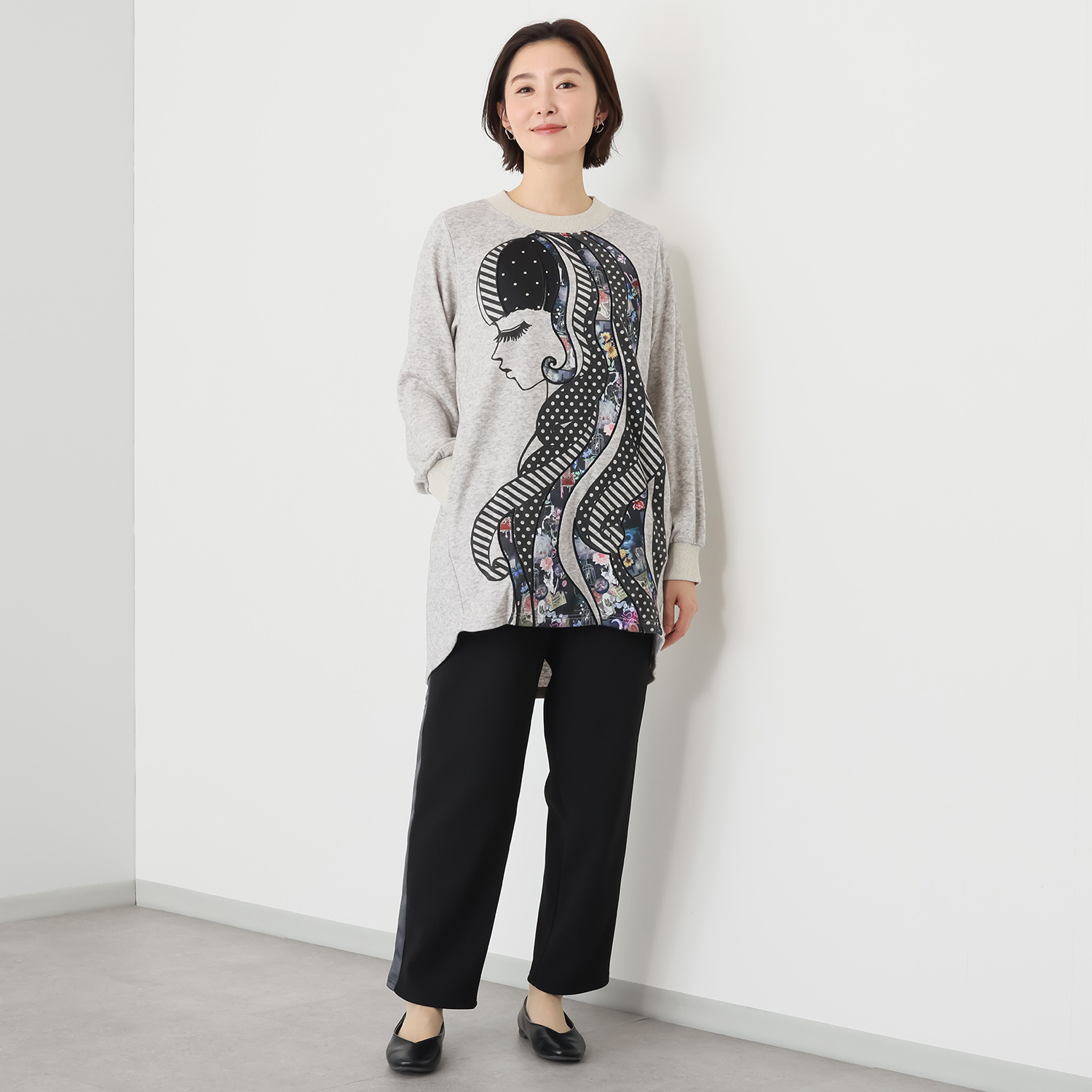 スカラー 女の子刺しゅうアップリケ チュニック