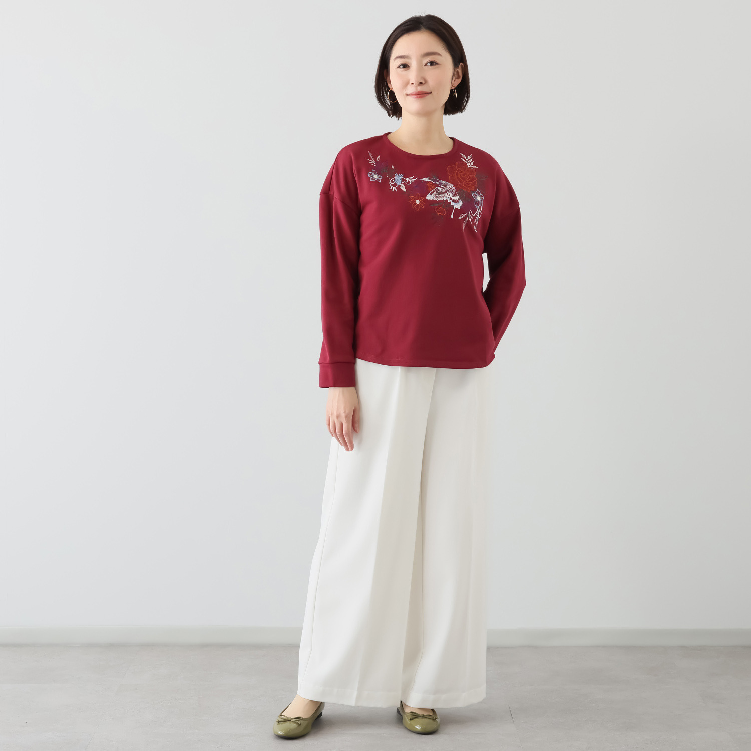 スカラー 花蝶刺しゅう 水玉切替 裏毛プルオーバー