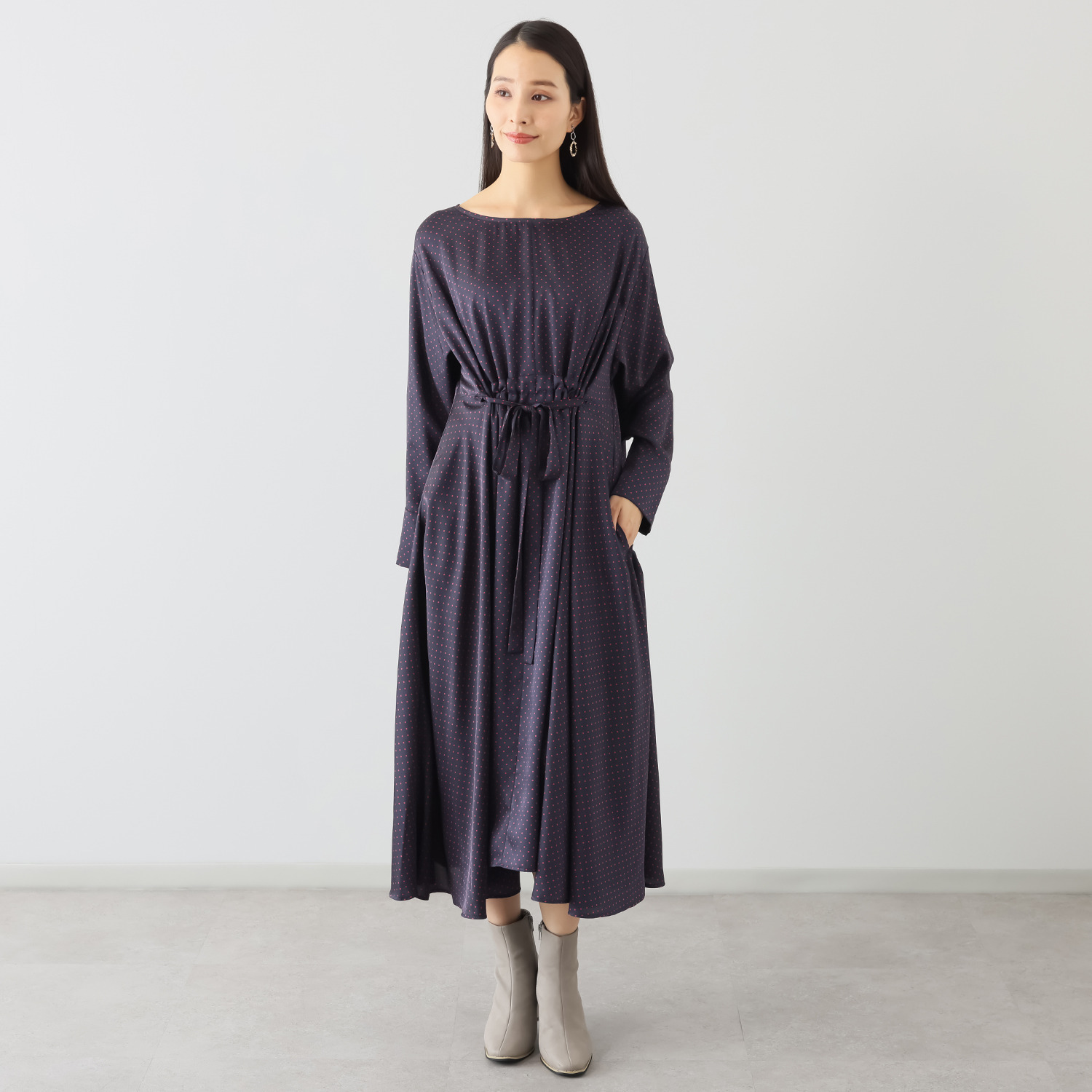 ヘ・エラ ドット柄 シルクタッチワンピース