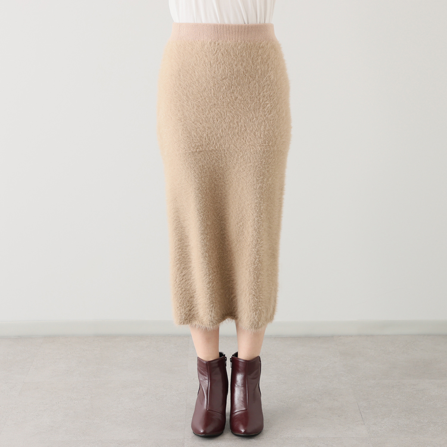 ボン・ブリコラージュ バイ　レイコ・ホウセンジ シャギーでエレガントな ナローニットスカート