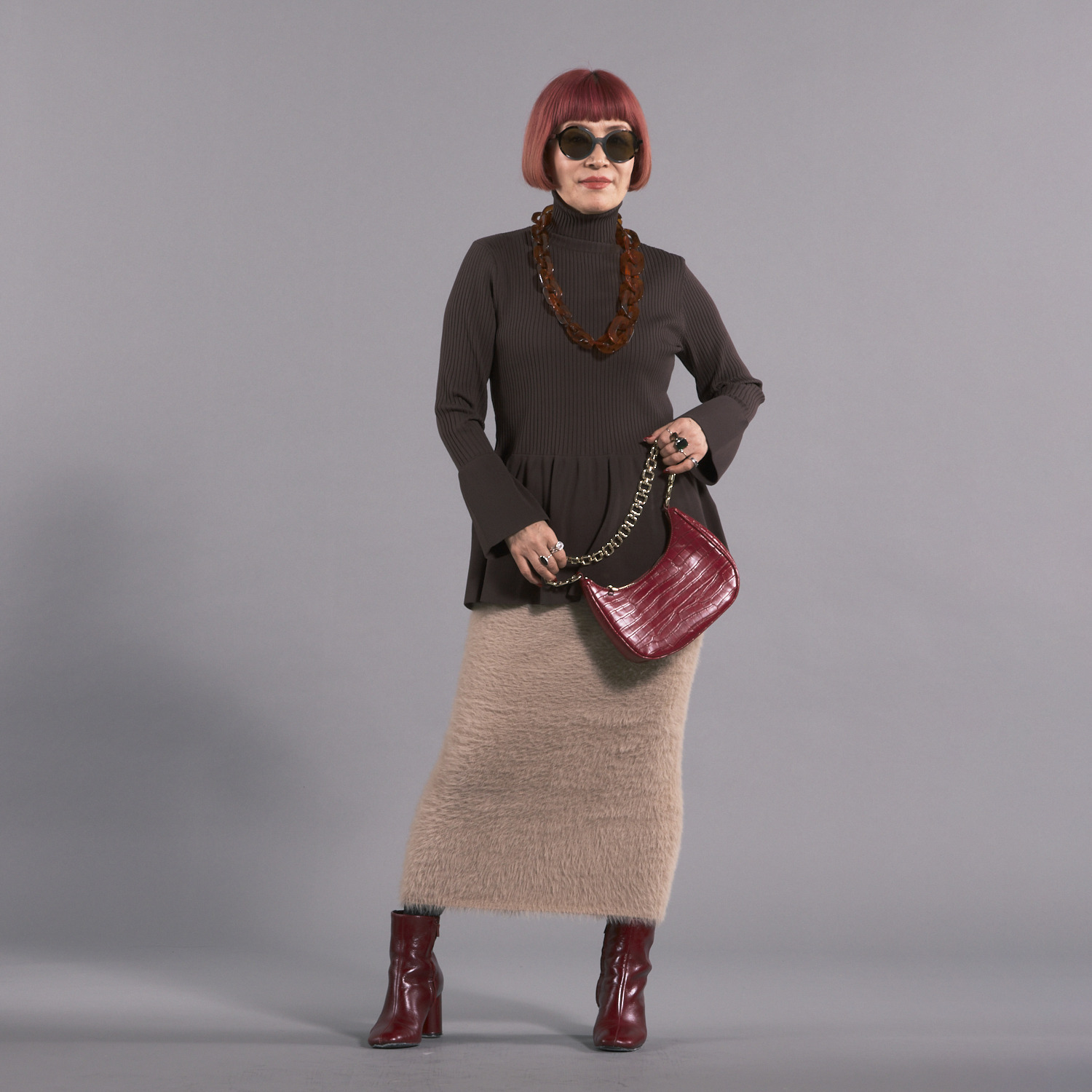 ボン・ブリコラージュ バイ　レイコ・ホウセンジ シャギーでエレガントな ナローニットスカート