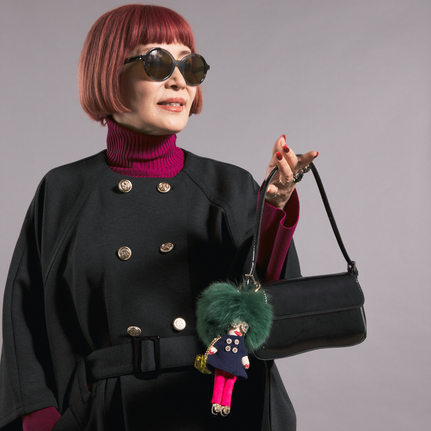 ボン・ブリコラージュ バイ　レイコ・ホウセンジ シックにライトにまとう マント風ショートコート