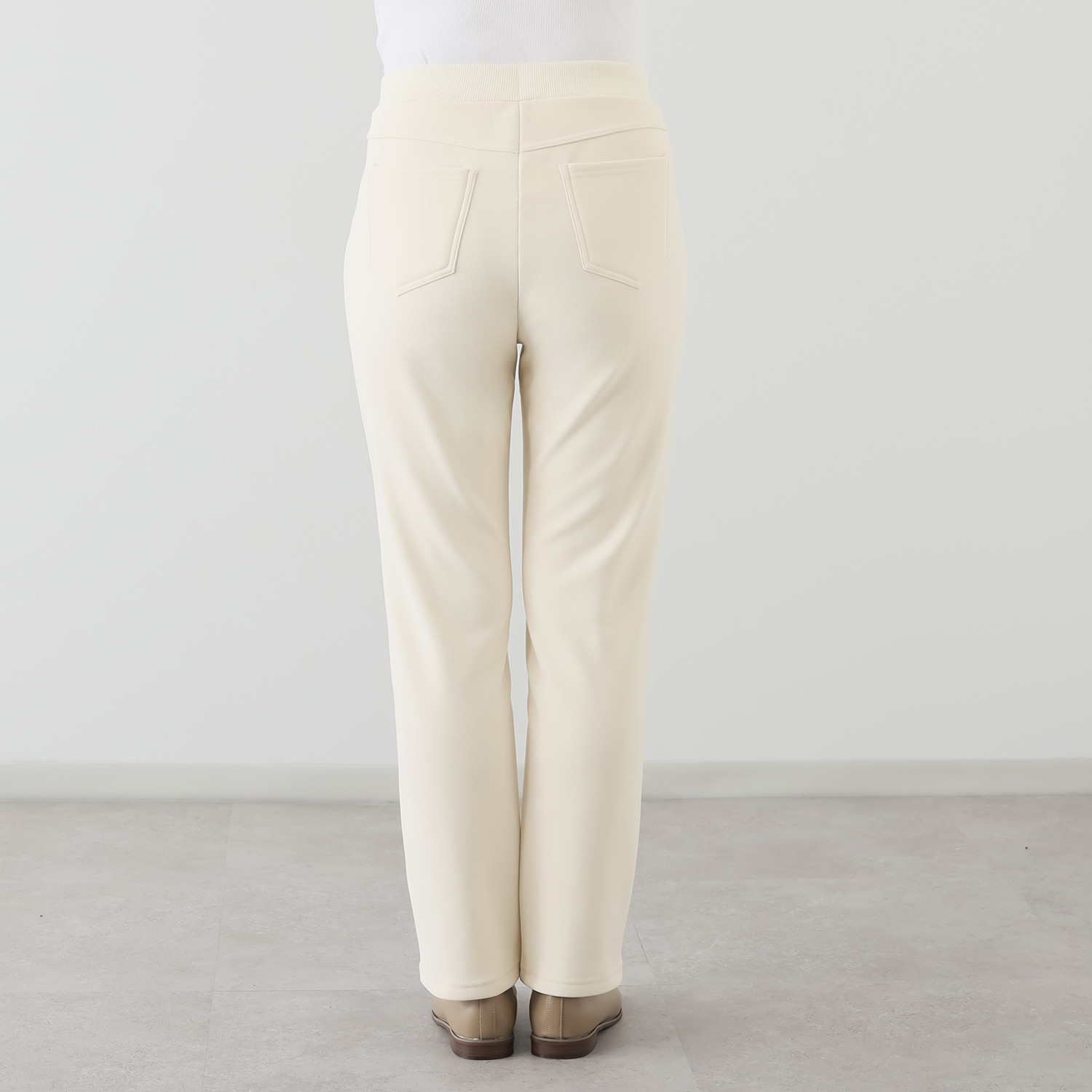 アトリエール 蓄熱保温 マジカルダウン（Ｒ） 裏フリース スリムストレートパンツ