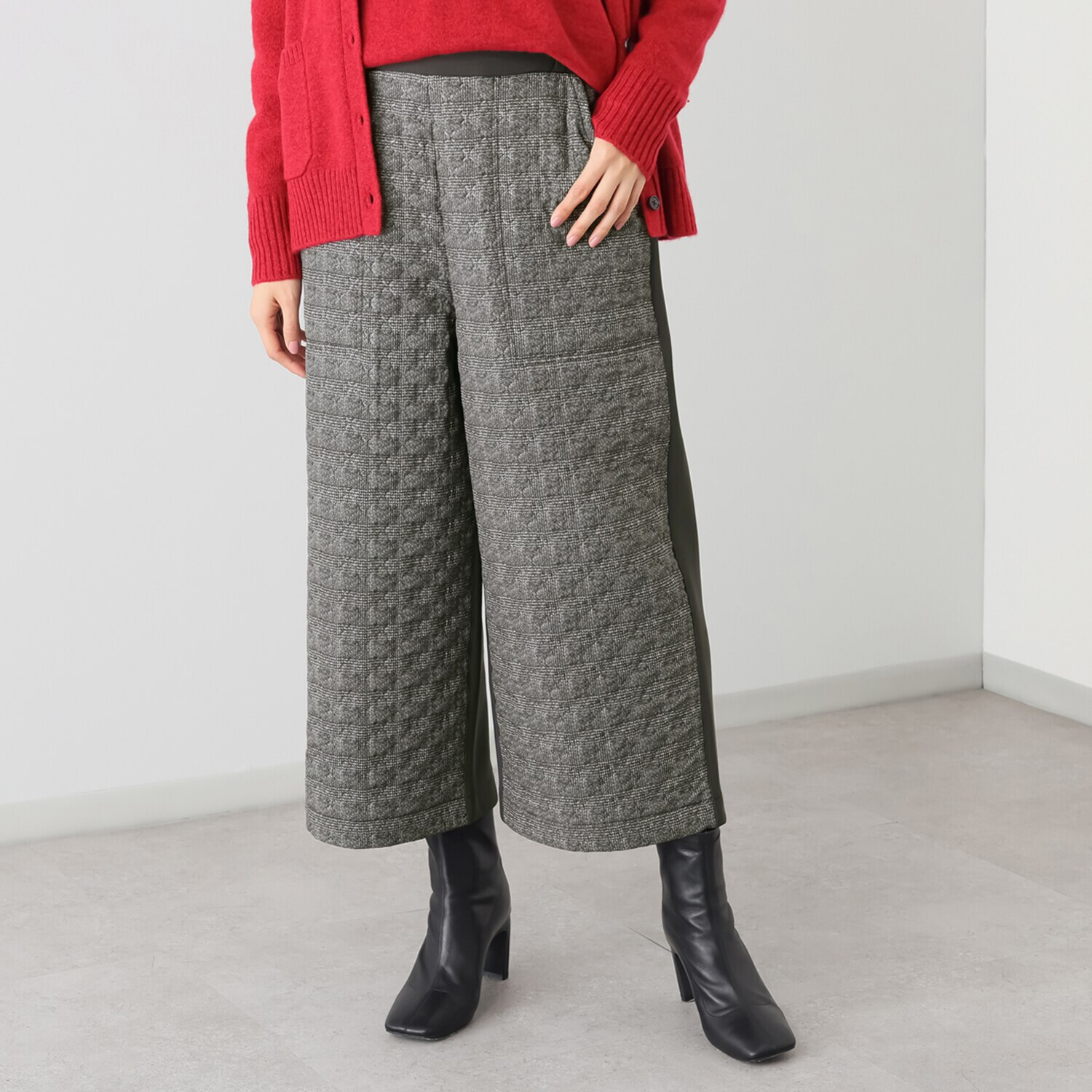 アトリエール 蓄熱保温 マジカルダウン（Ｒ） 裏フリース ワイドパンツ