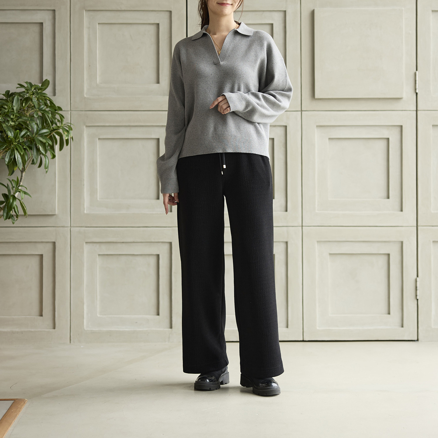 アトリエール メランジ調ニット ドローストリング付 ワイドパンツ