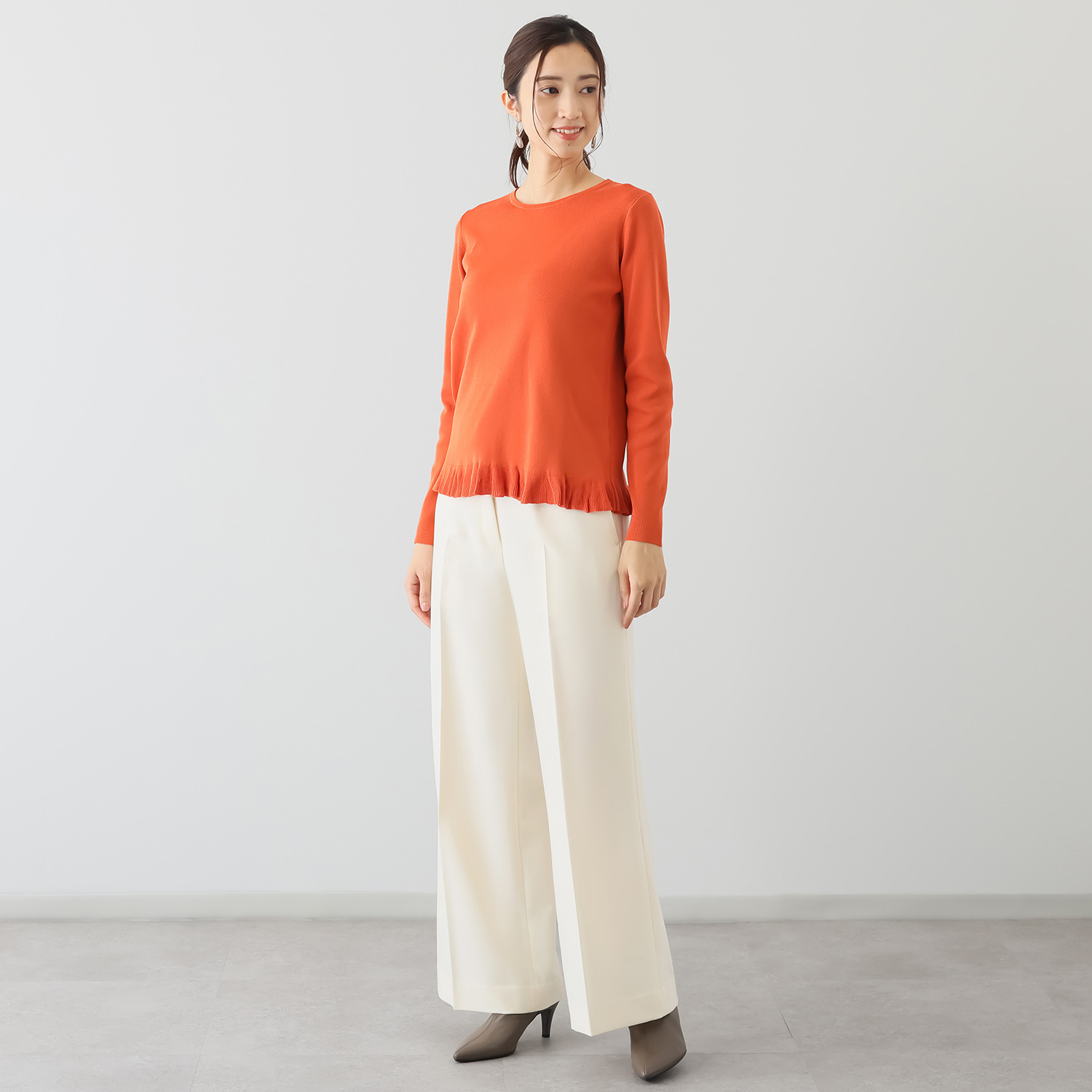 マダムヒロコ フリルアクセント ニットプルオーバー