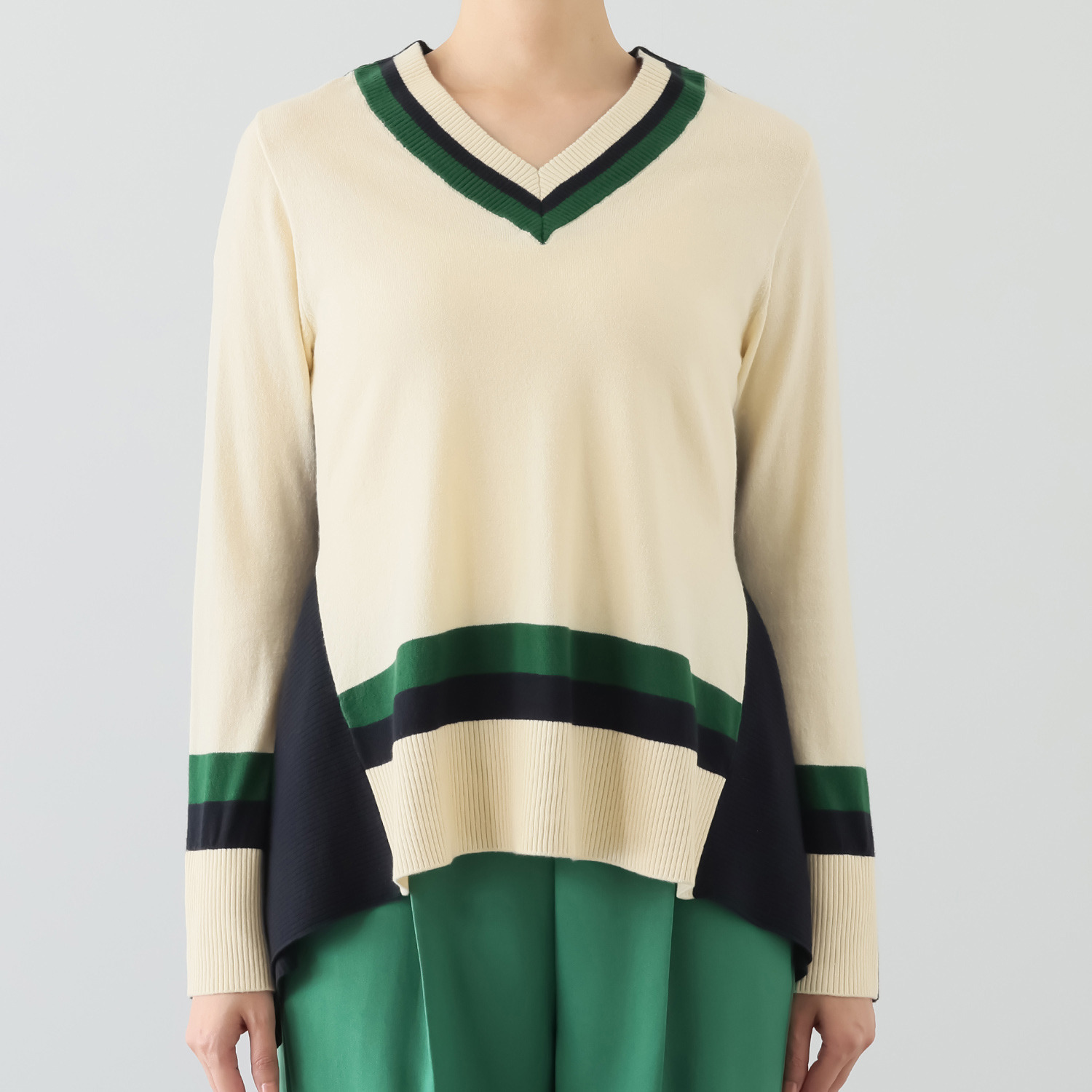 マダムヒロコ ラインアクセント 配色Ｖネック ニットプルオーバー