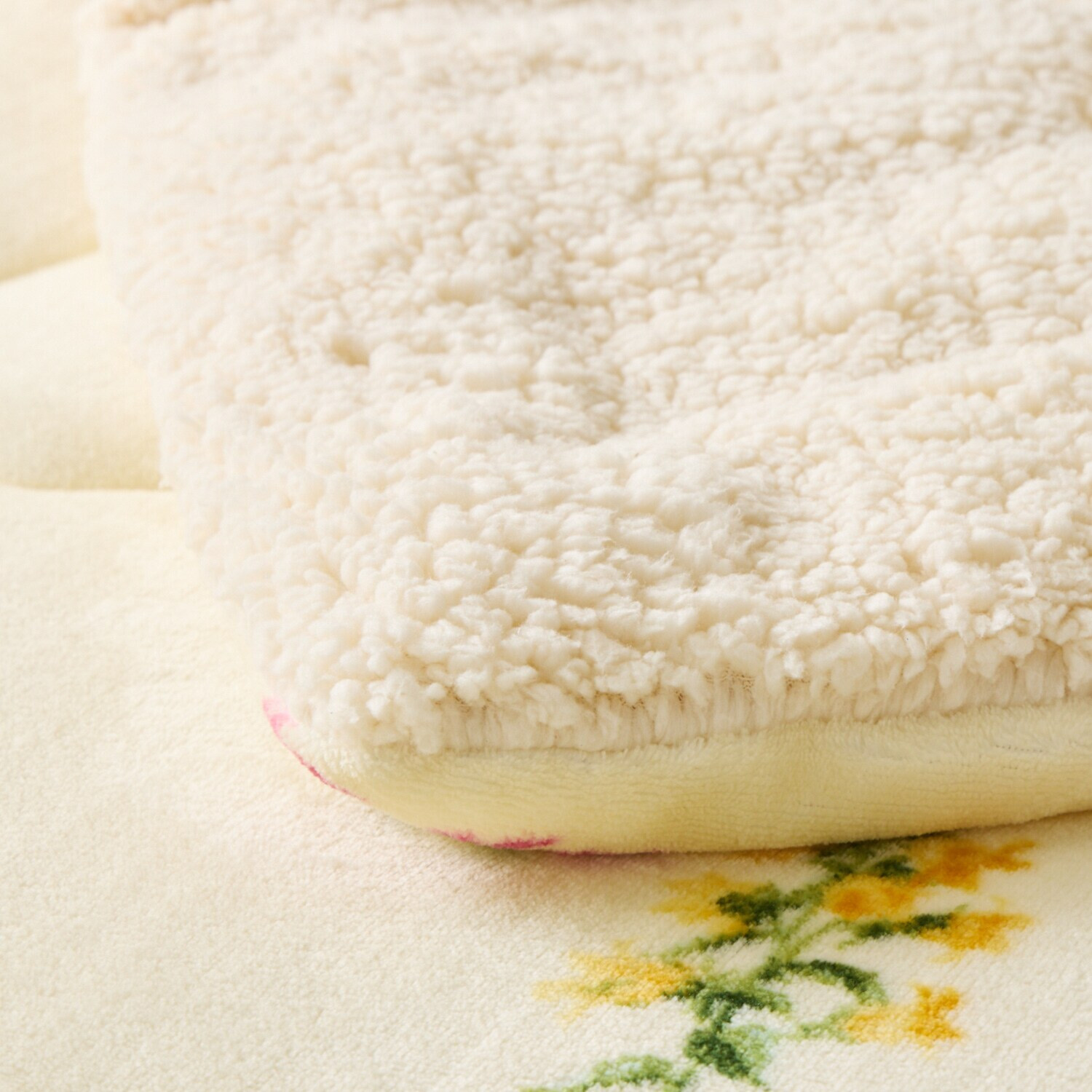 大津毛織 吸湿発熱ホットテックス 中わた入り シープ調 モコモコボリューム毛布 ＜シングル＞