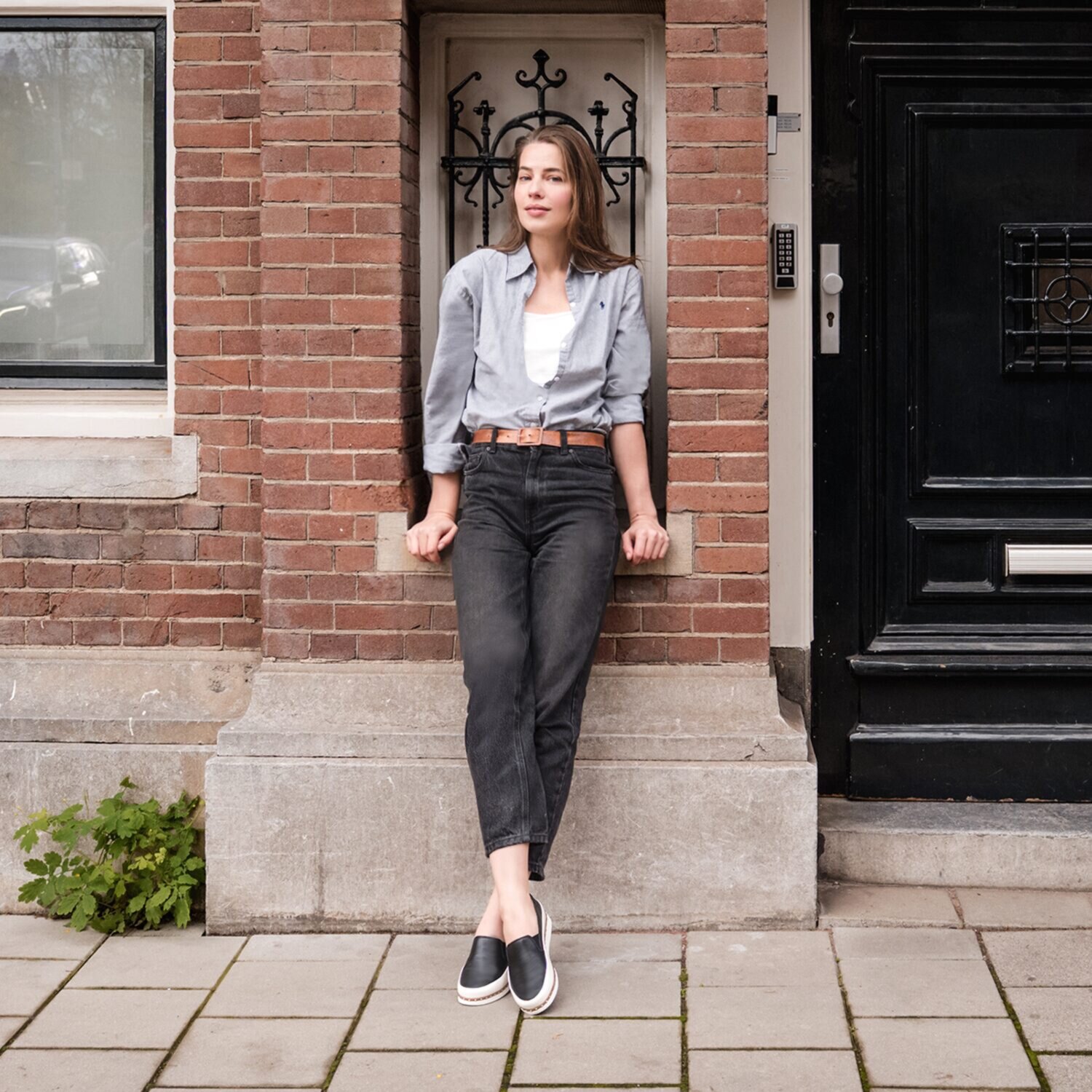 ブソラ 中も外もオールレザー 軽さを追求！ 山羊革 スタッズアクセント スリッポンシューズ