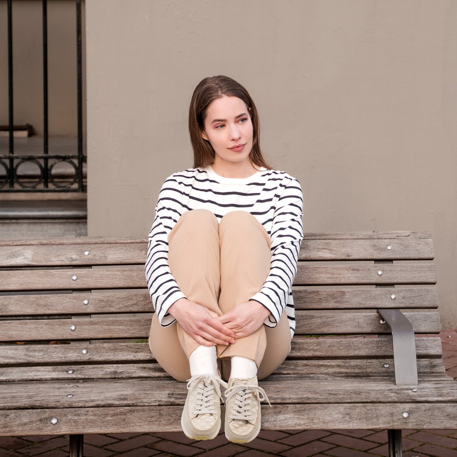 ブソラ 独自開発ＢＭＳソール キルティング レースアップスニーカー