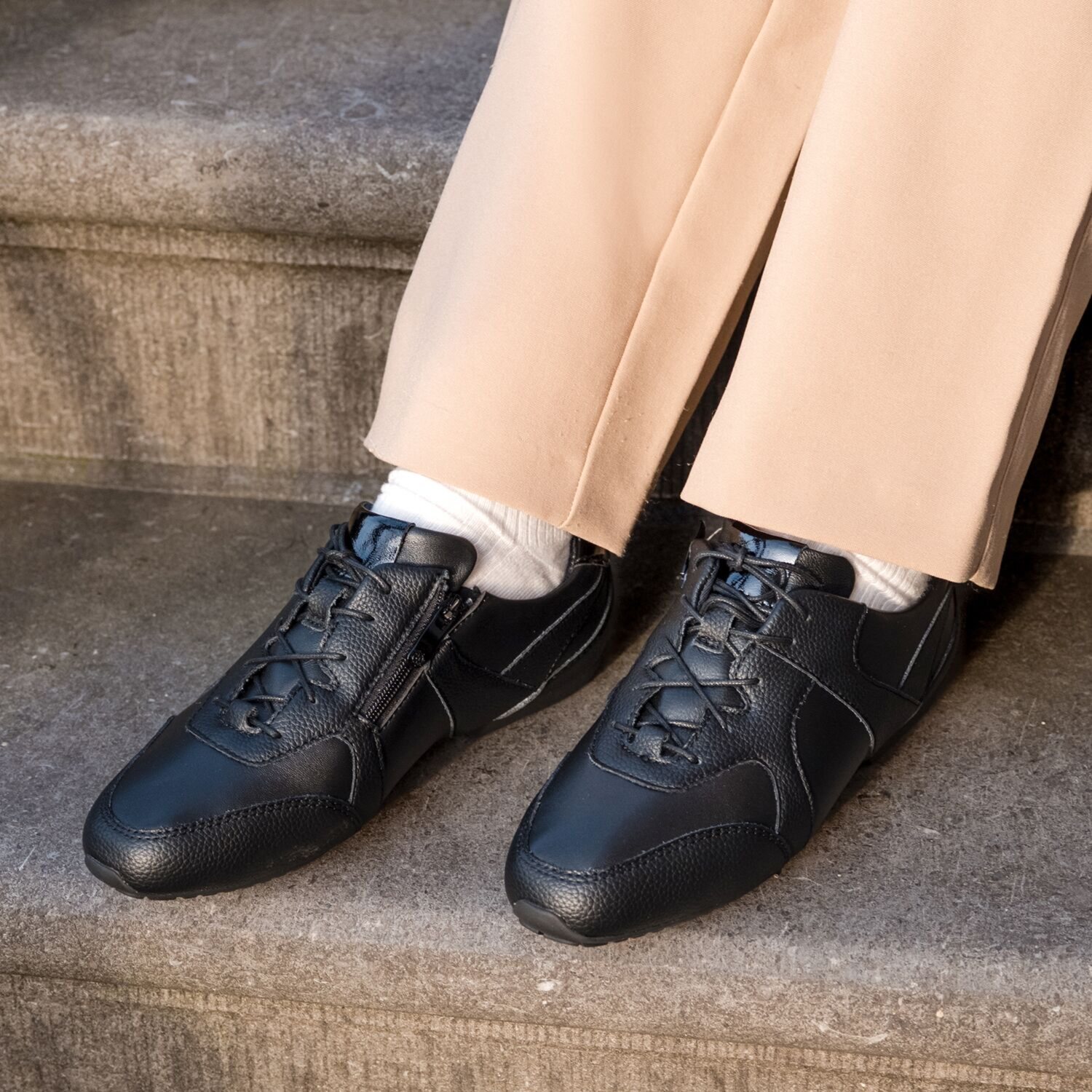 ブソラ はっ水 山羊革＆牛革コンビ スニーカリーナ