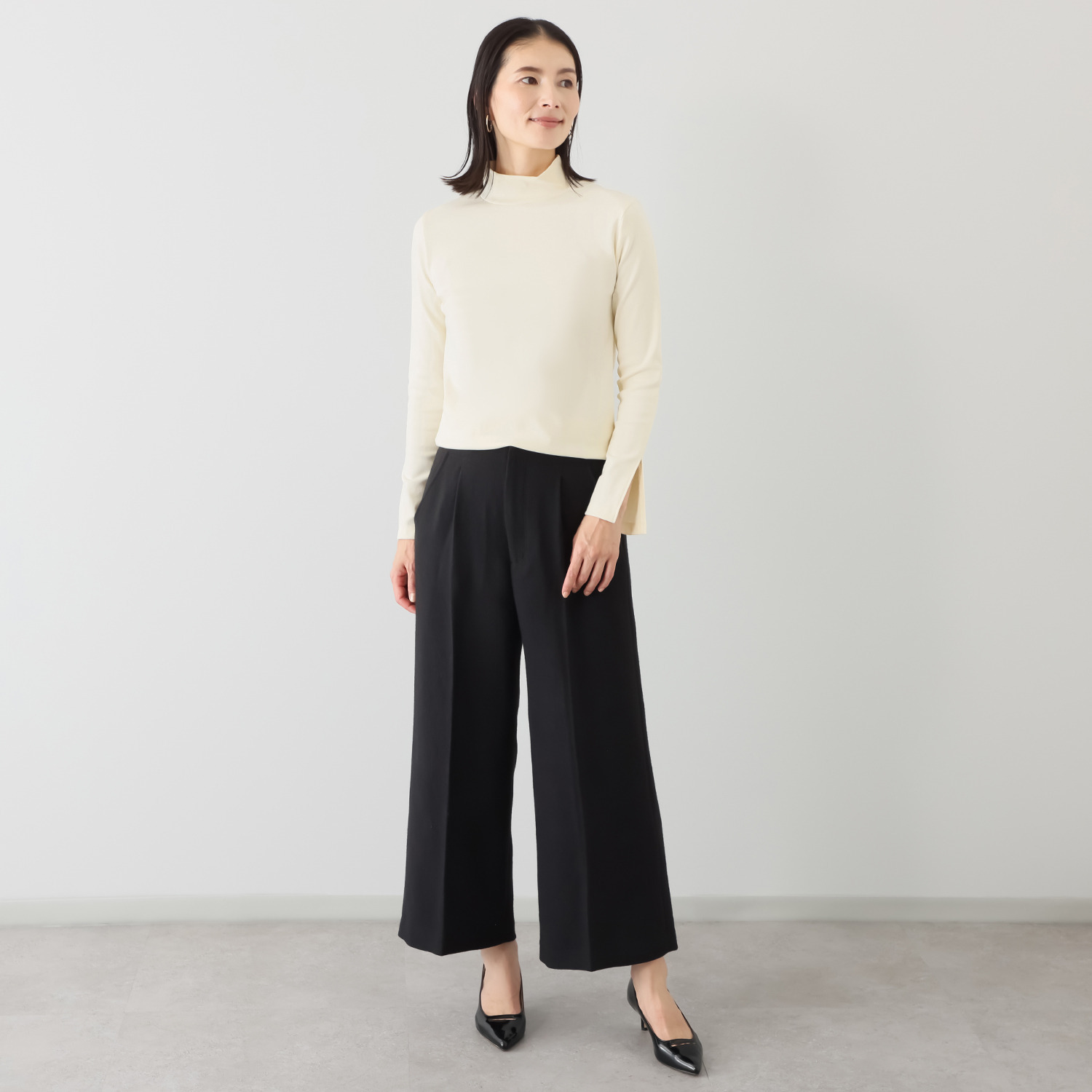 アキ　オザワ ラフなのにスタイリッシュ 永遠のスマートベーシック ハイネックプルオーバー “ＹＯＫＯ”