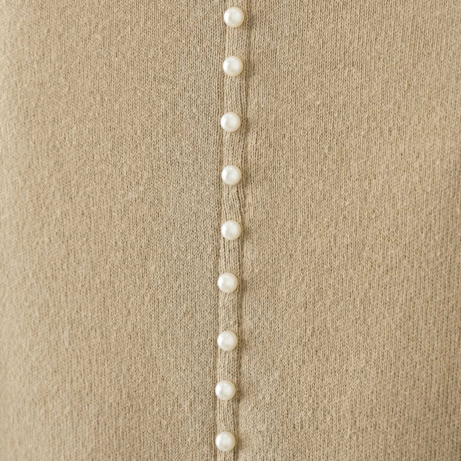 ラヴィーコンフォート コットン１００％ 後ろ身頃の パール風ビジュウが アクセント ハイネックニットベスト