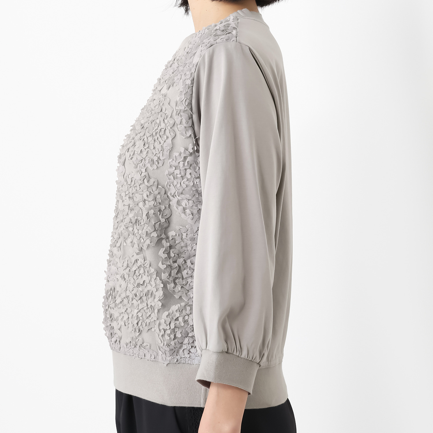 ラヴィーコンフォート サークルレース＆ 異素材ミックス リブアクセント エレガントトレーナー