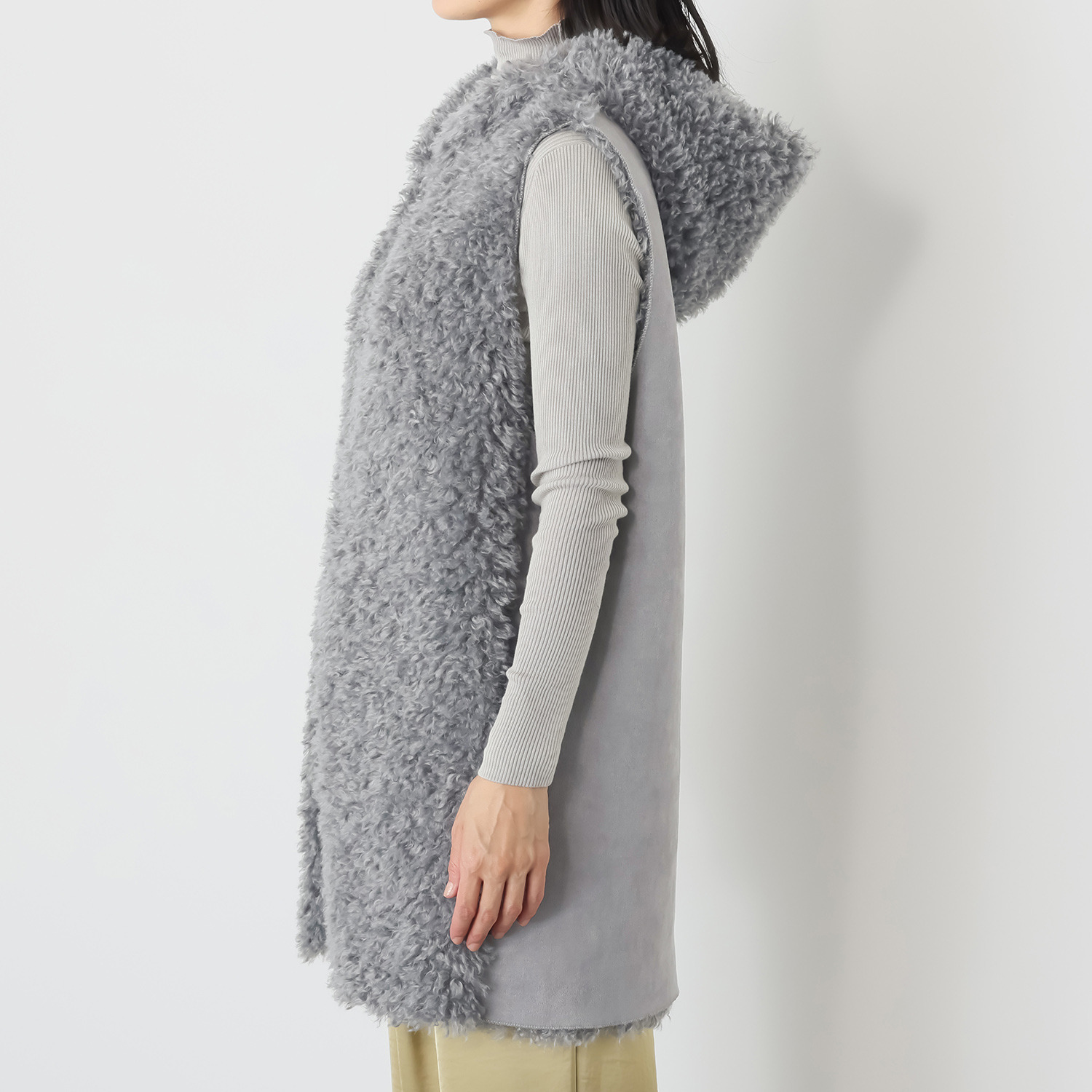 マリエール エコファー フード付 リバーシブル ロングベスト