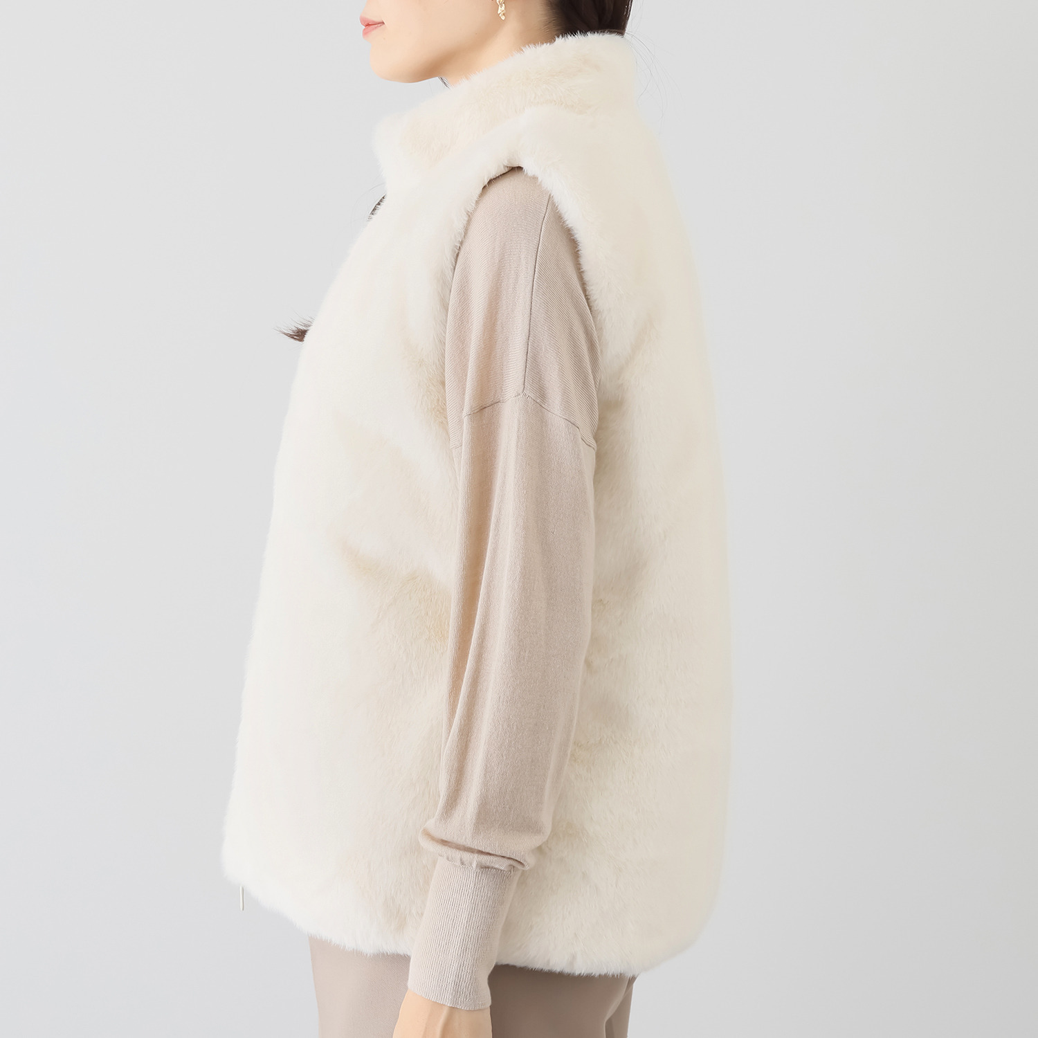 マリエール エコファー リバーシブル ダウンベスト