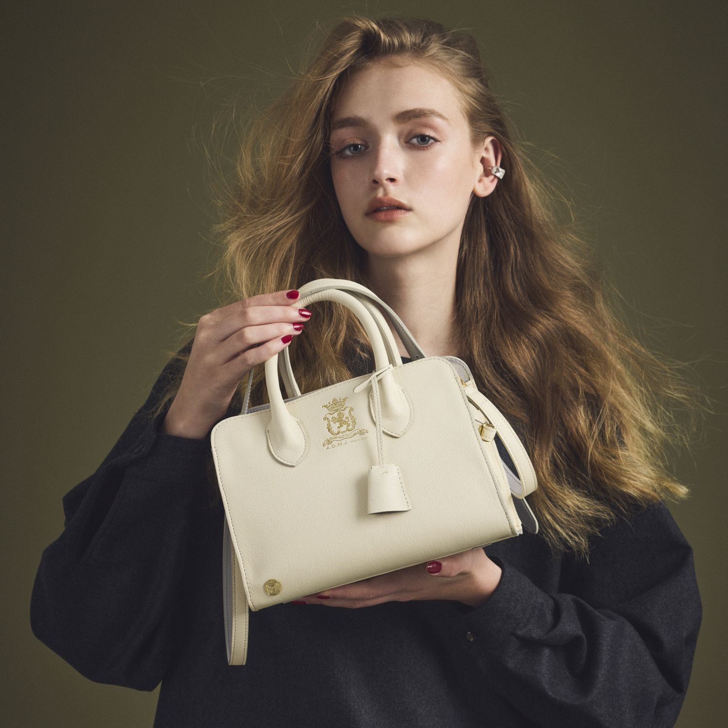 エーディーエムジェイ スパニッシュレザー サイドベルト ２ウェイトートバッグ