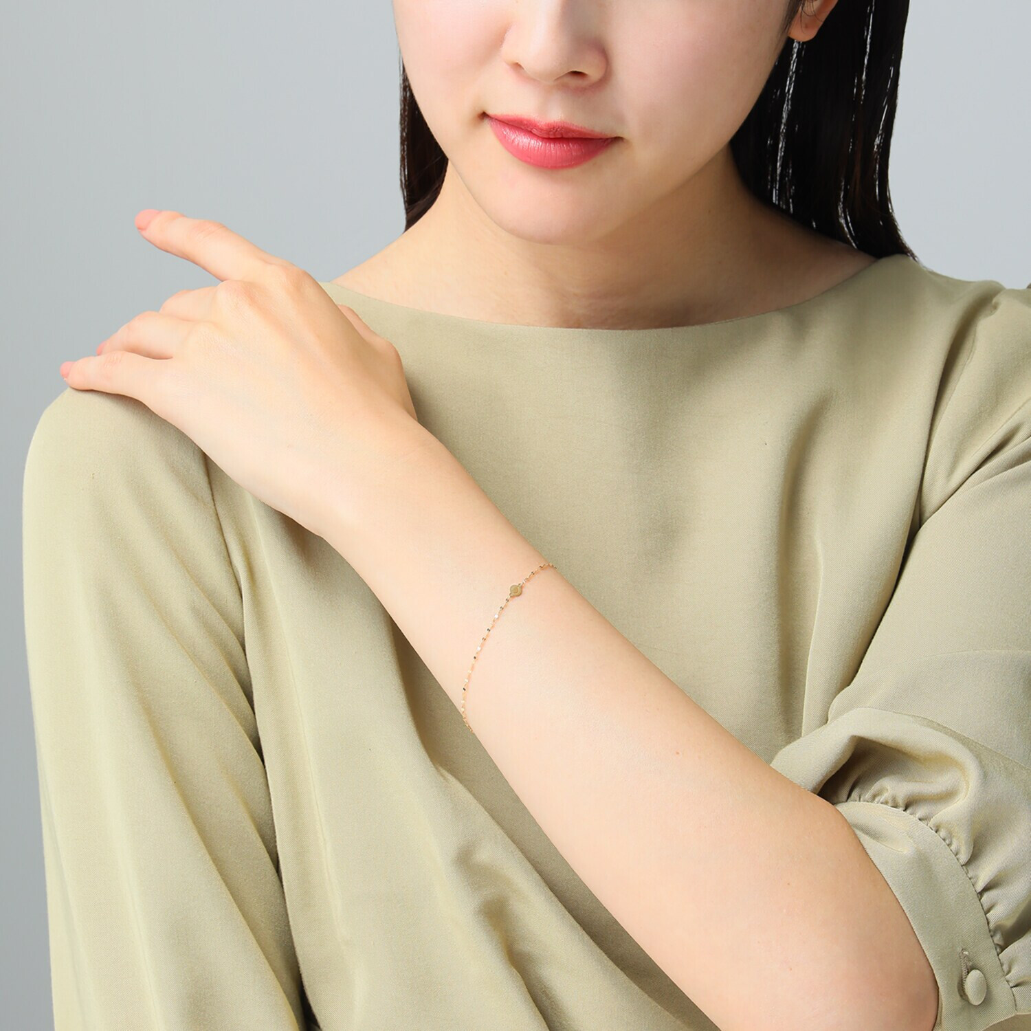 エクラプリュス １８Ｋ スマイル サテライトチェーン ブレスレット