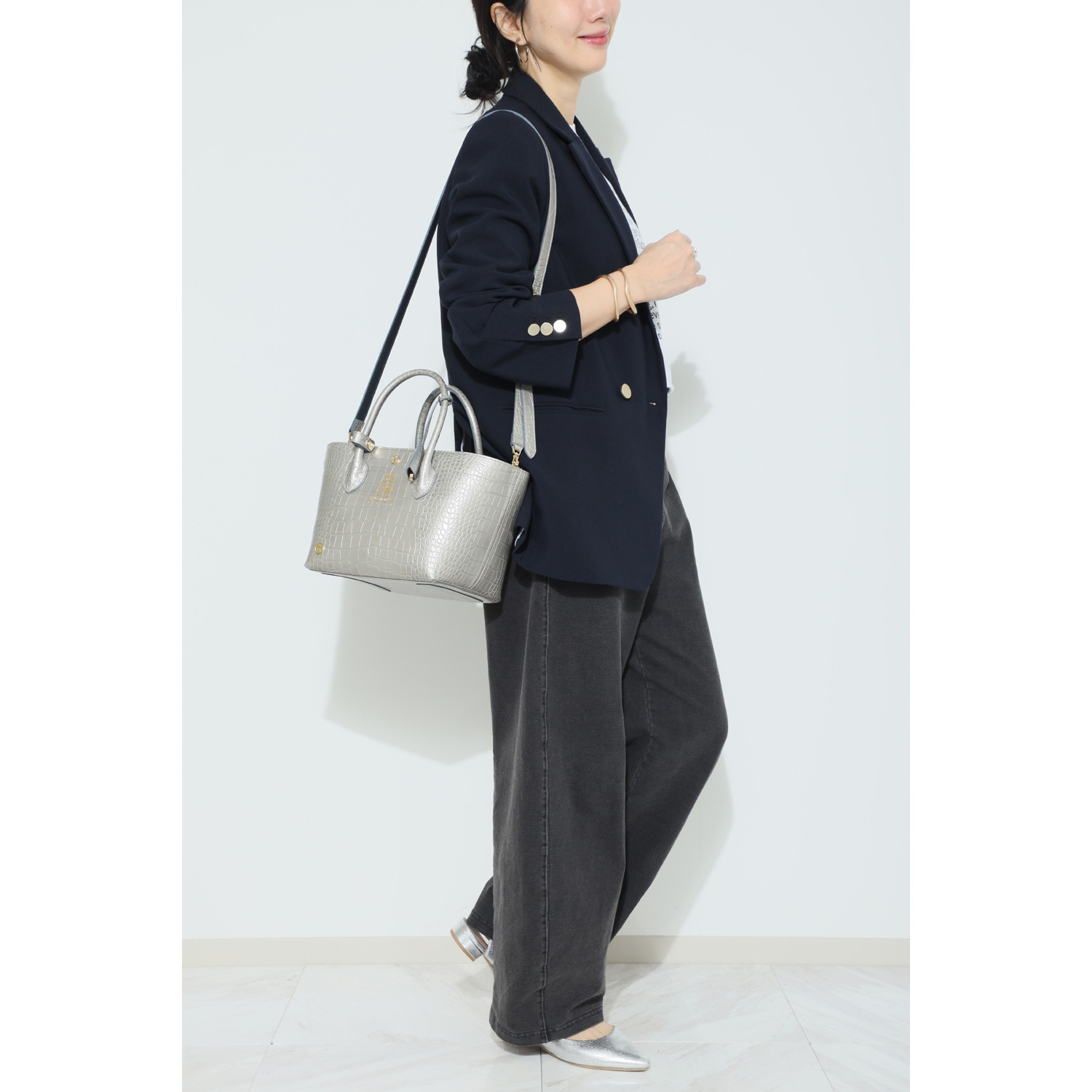 エーディーエムジェイ 牛革クロコ型ダイル押し ２ウェイ キューブトートバッグ ＜Ｓ＞