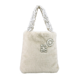 ティエドゥール キラキラブローチ付 ミンク調フェイクファー フリルハンドル トートバッグ