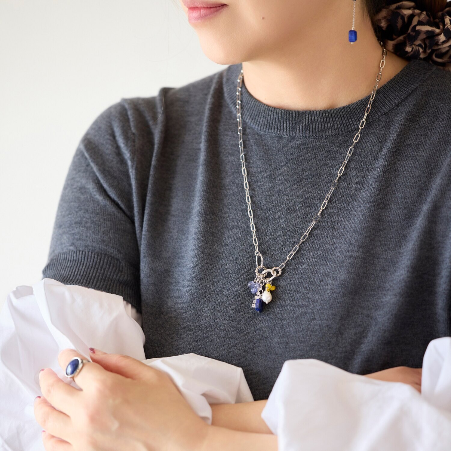 シマ・リリアーナ ジェムストーン＆ 淡水パール ネックレス