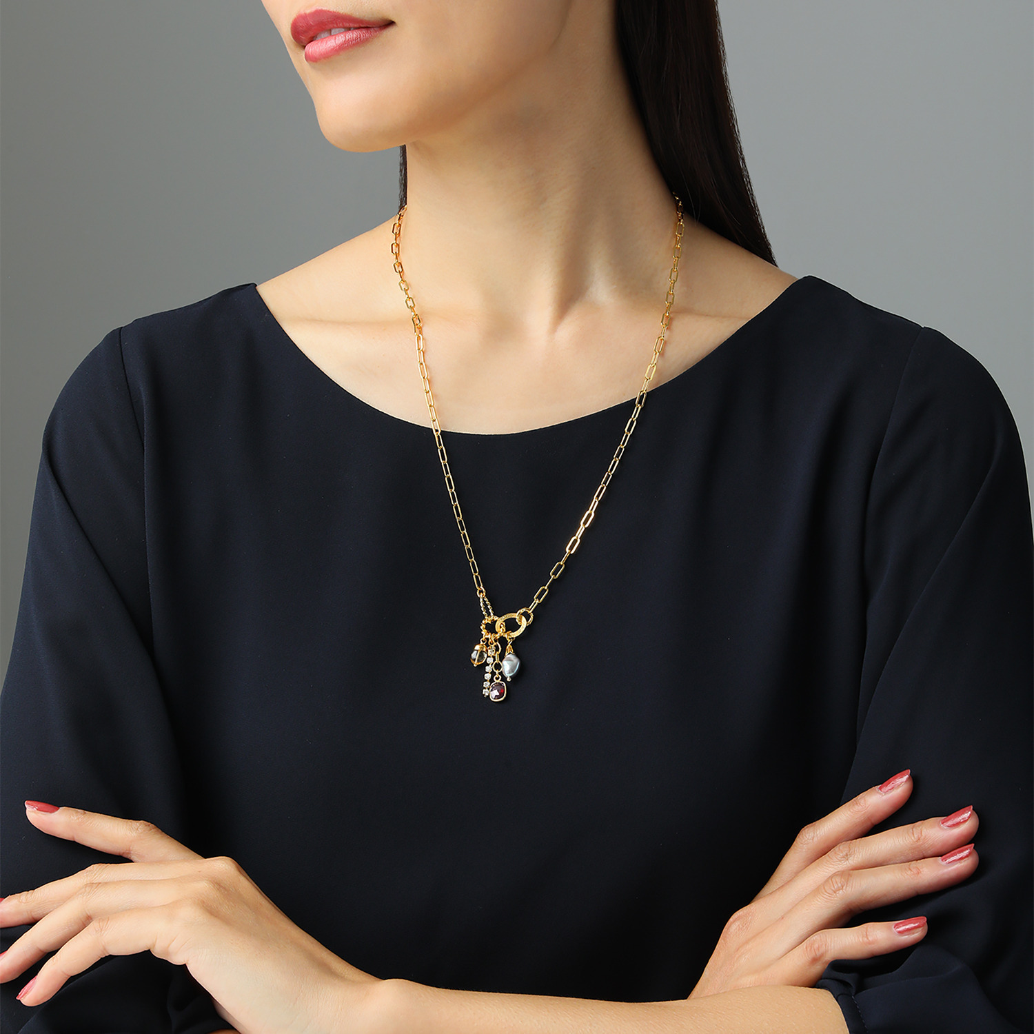 シマ・リリアーナ ジェムストーン＆ 淡水パール ネックレス