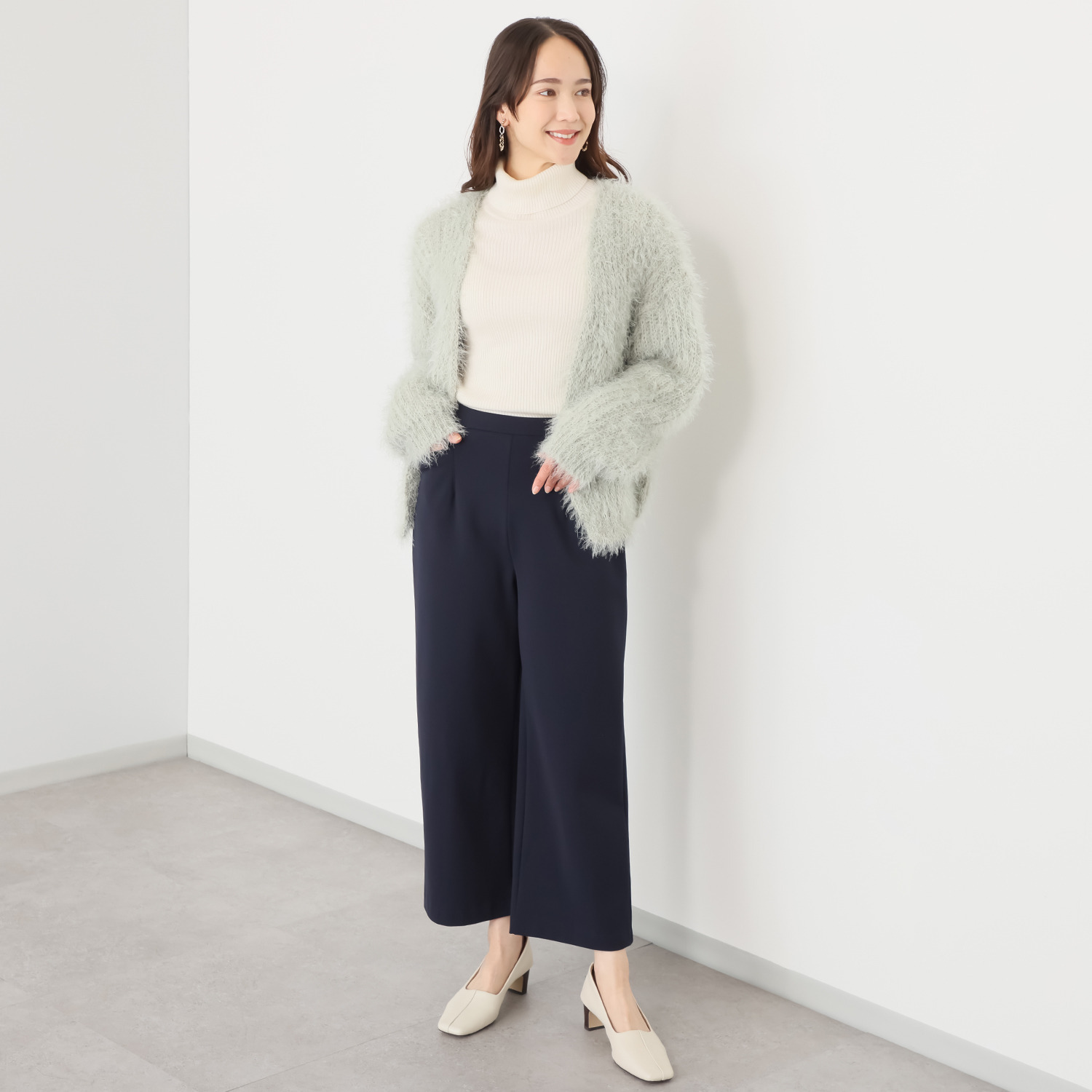 ピーツー とにかく気持ち良い 極上キュプラ裏起毛 ワイドストレートパンツ ＜股下６０ｃｍ＞