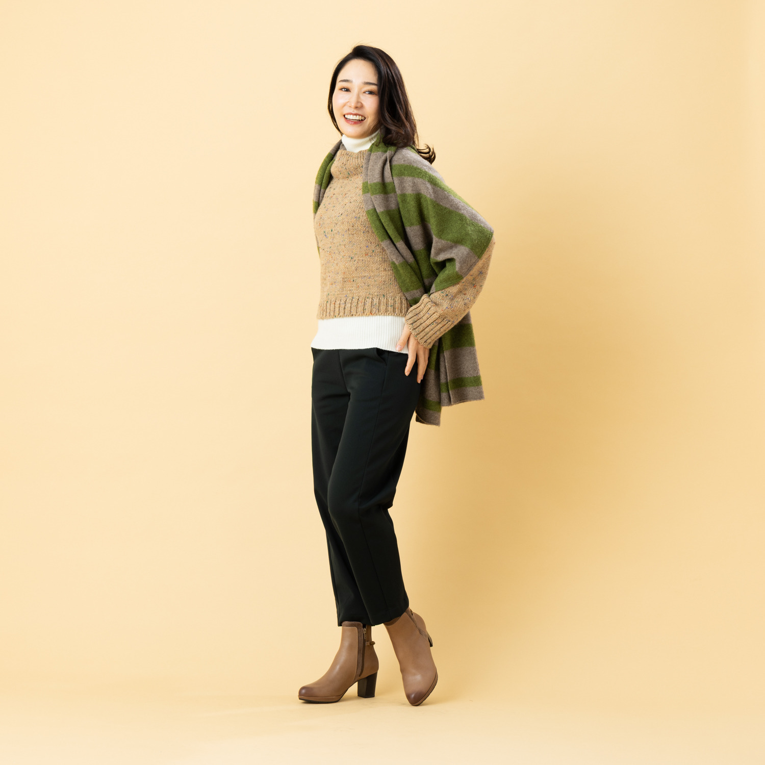 ピーツー とにかく気持ち良い 極上キュプラ裏起毛 ６枚接ぎ ソフトカーブパンツ 