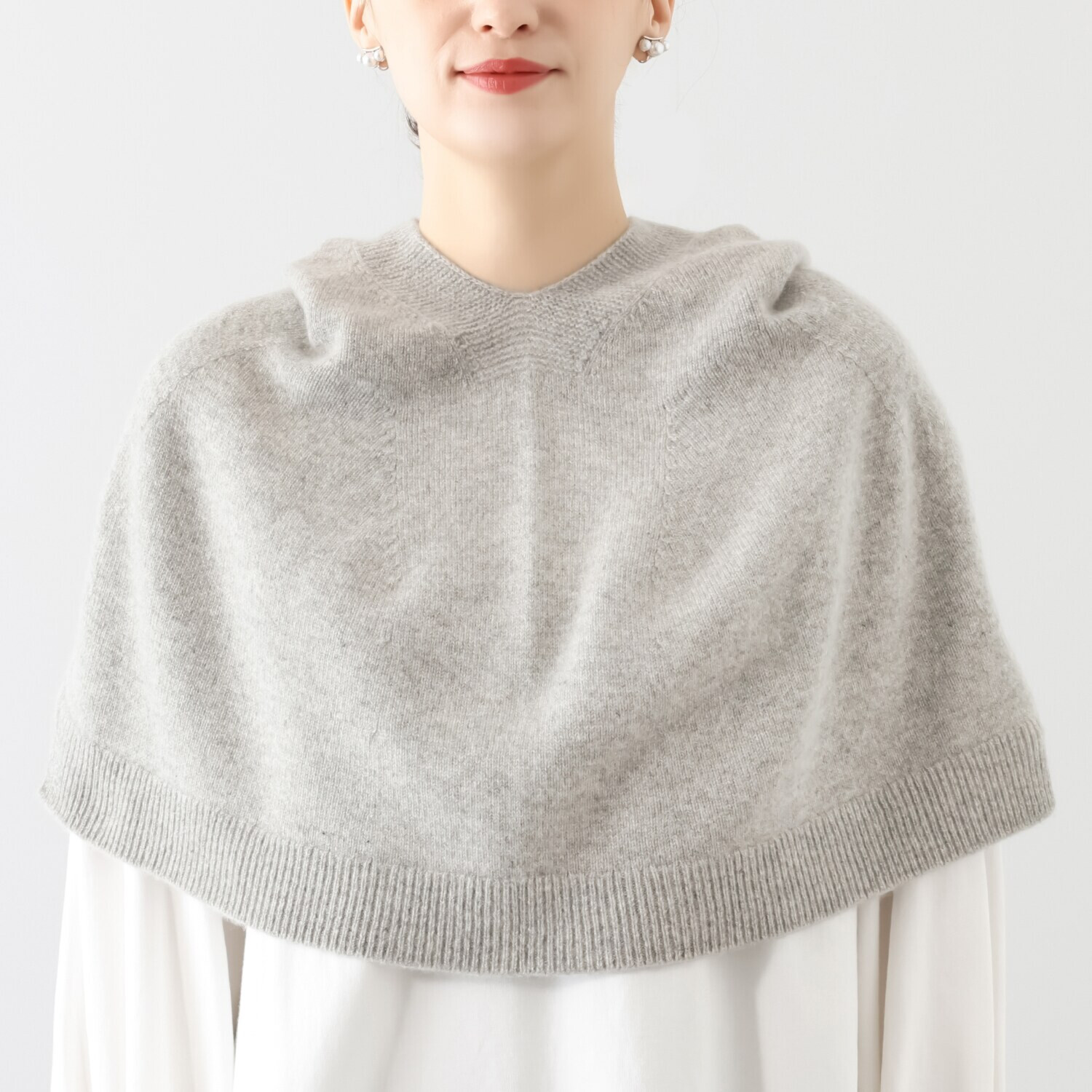 エウラーカ 日本製 内モンゴル産 カシミヤ１００％ フード付ポンチョ