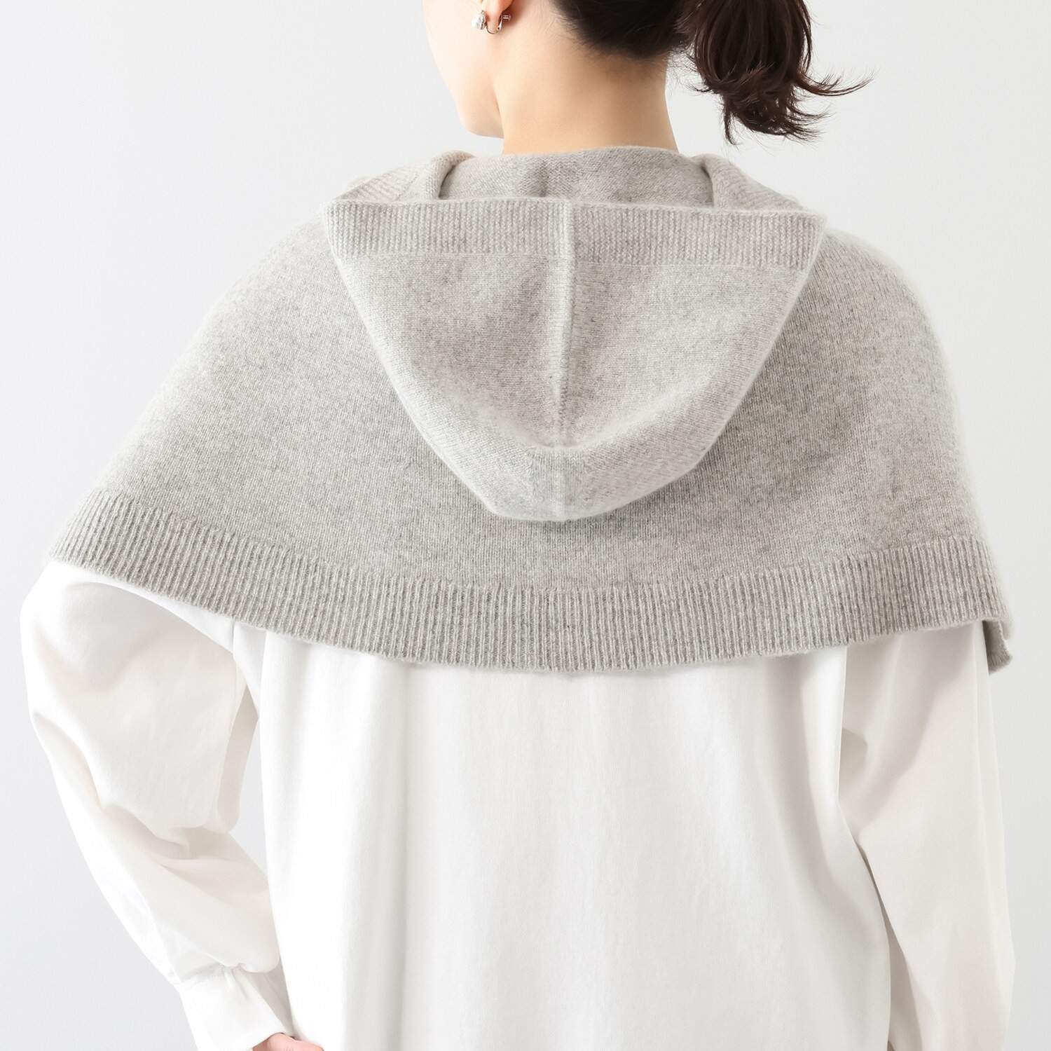 エウラーカ 日本製 内モンゴル産 カシミヤ１００％ フード付ポンチョ