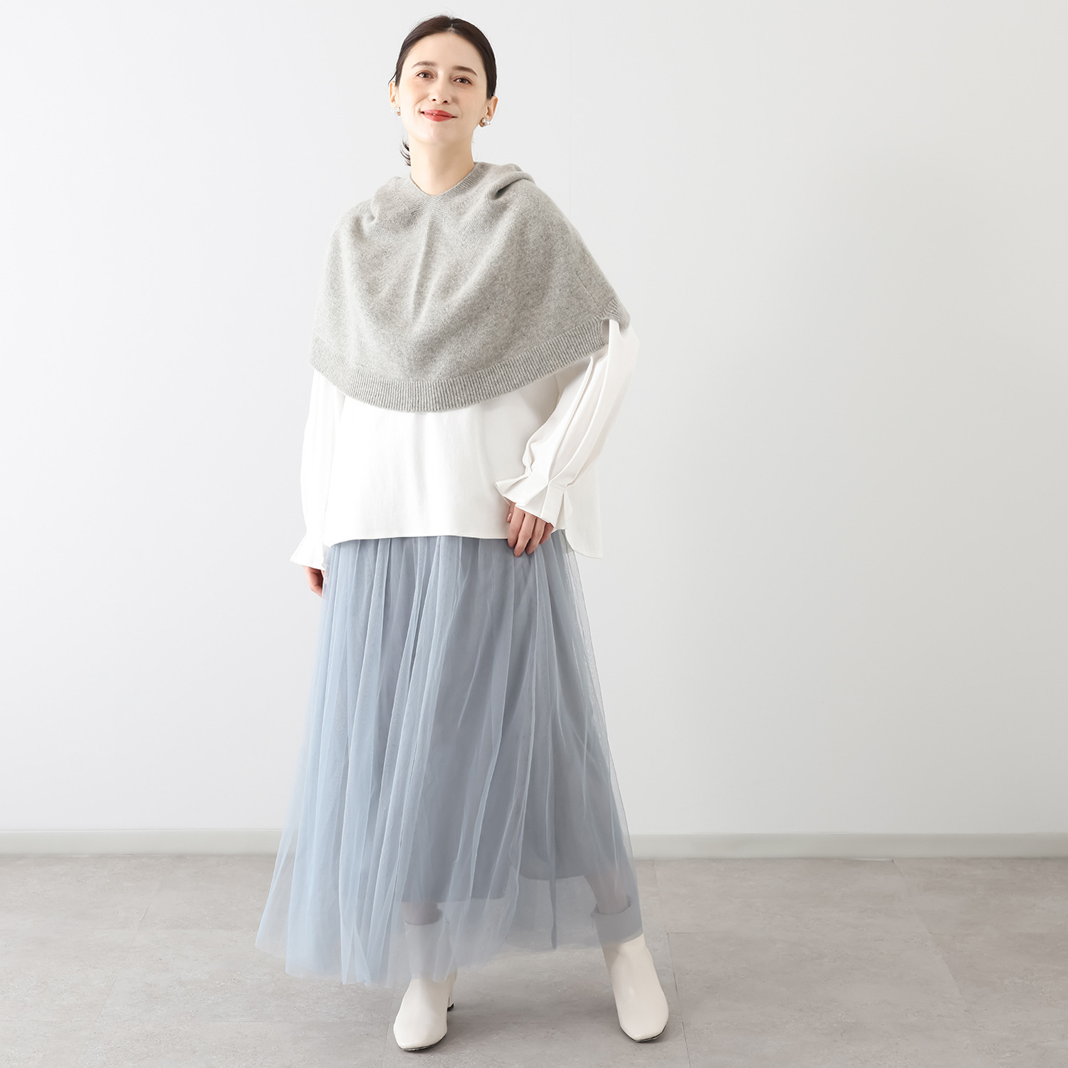 エウラーカ 日本製 内モンゴル産 カシミヤ１００％ フード付ポンチョ