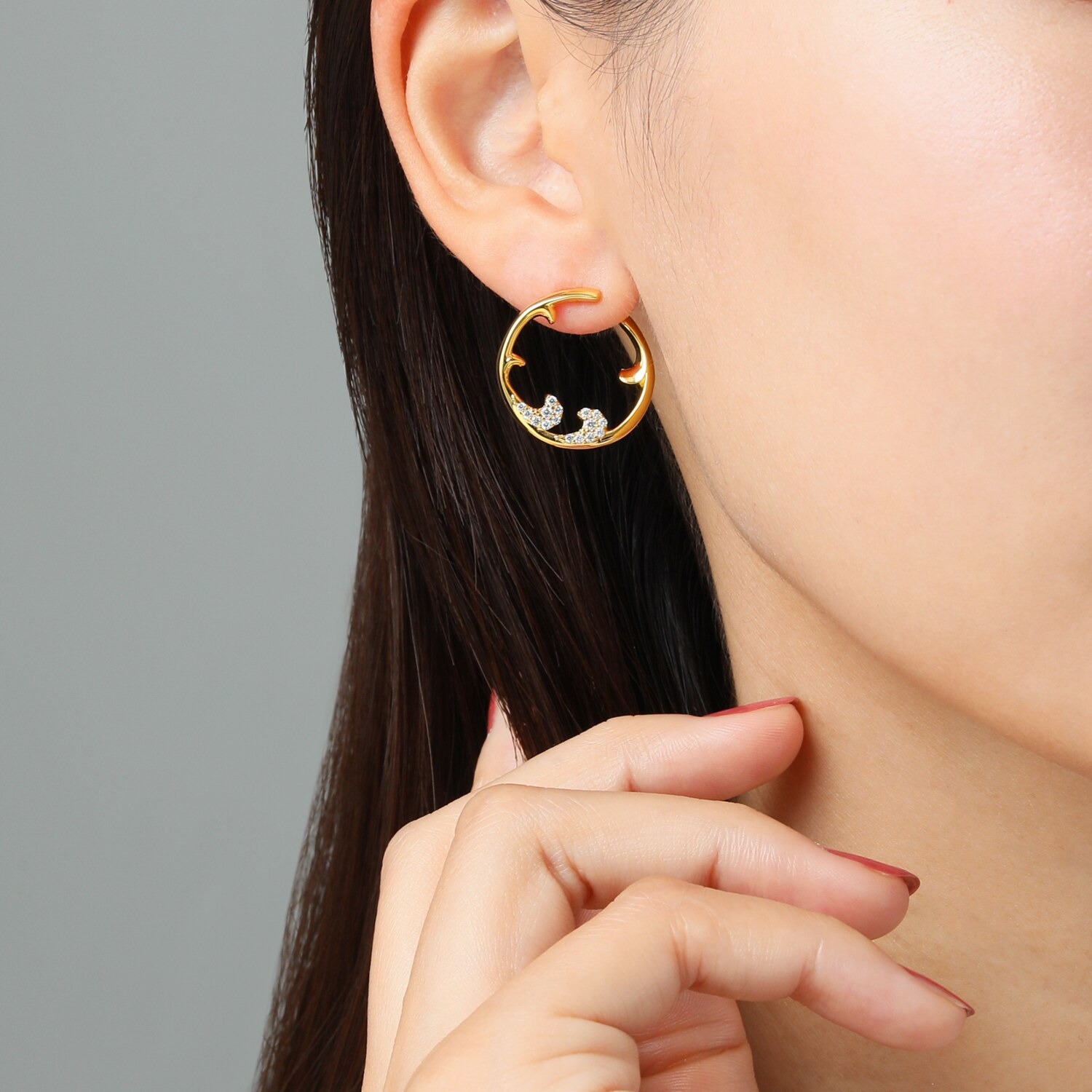 ファシーノアルジェント シルバー ＣＺ ラウンドウェーブ ピアス