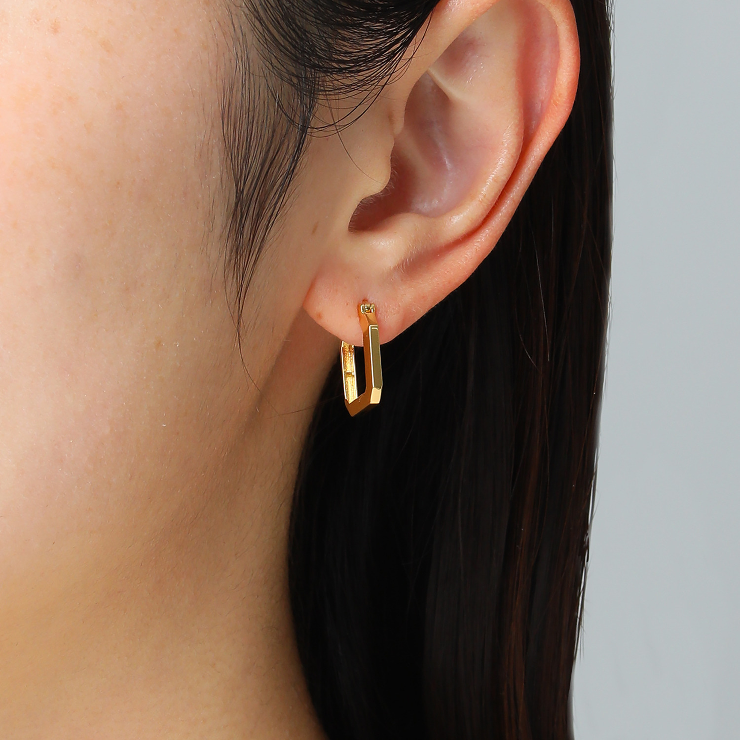 ファシーノアルジェント シルバー スクエアシェイプ フープピアス