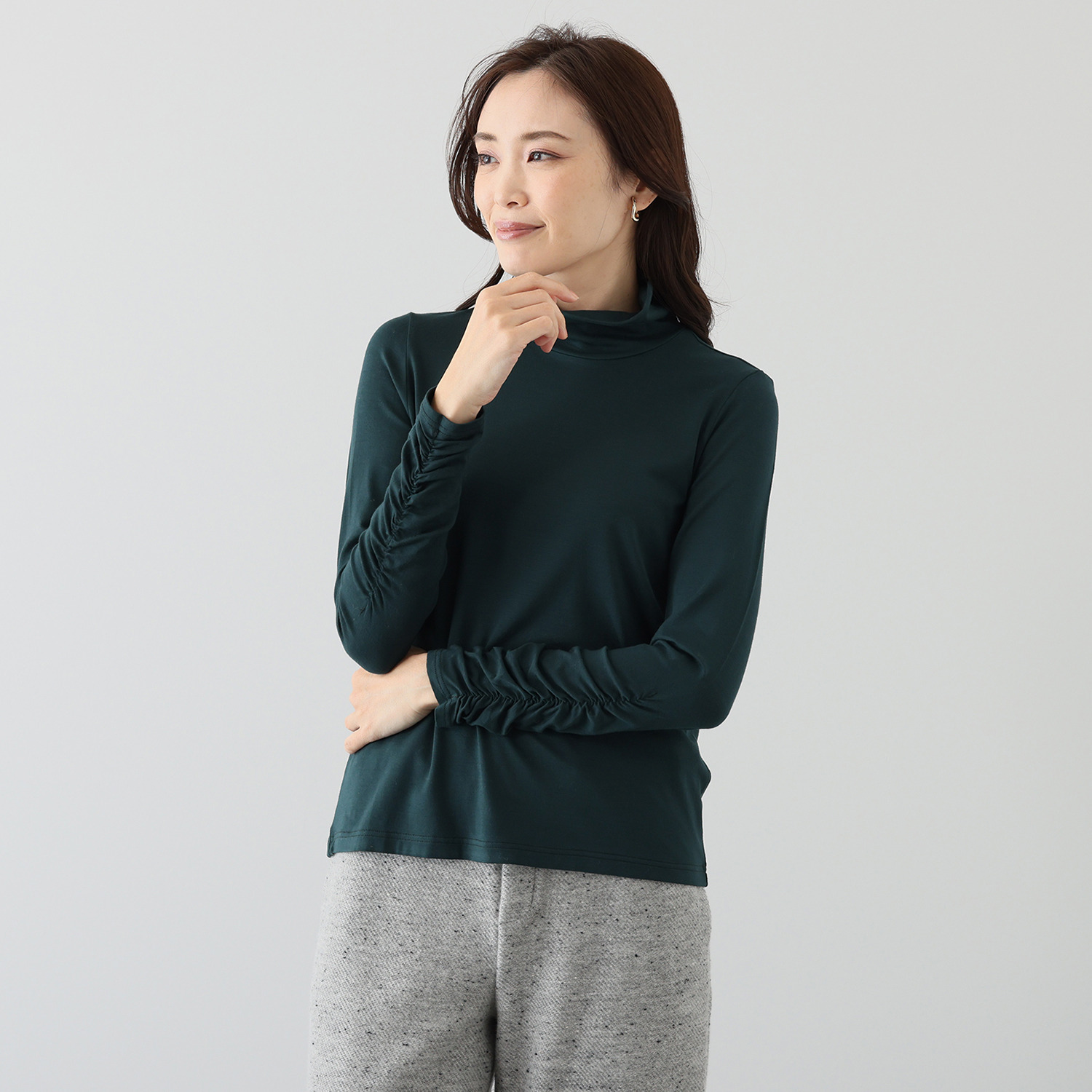 アンリック　オー　ブルー シルキーベア天竺 袖ギャザーアクセント ハイネックプルオーバー