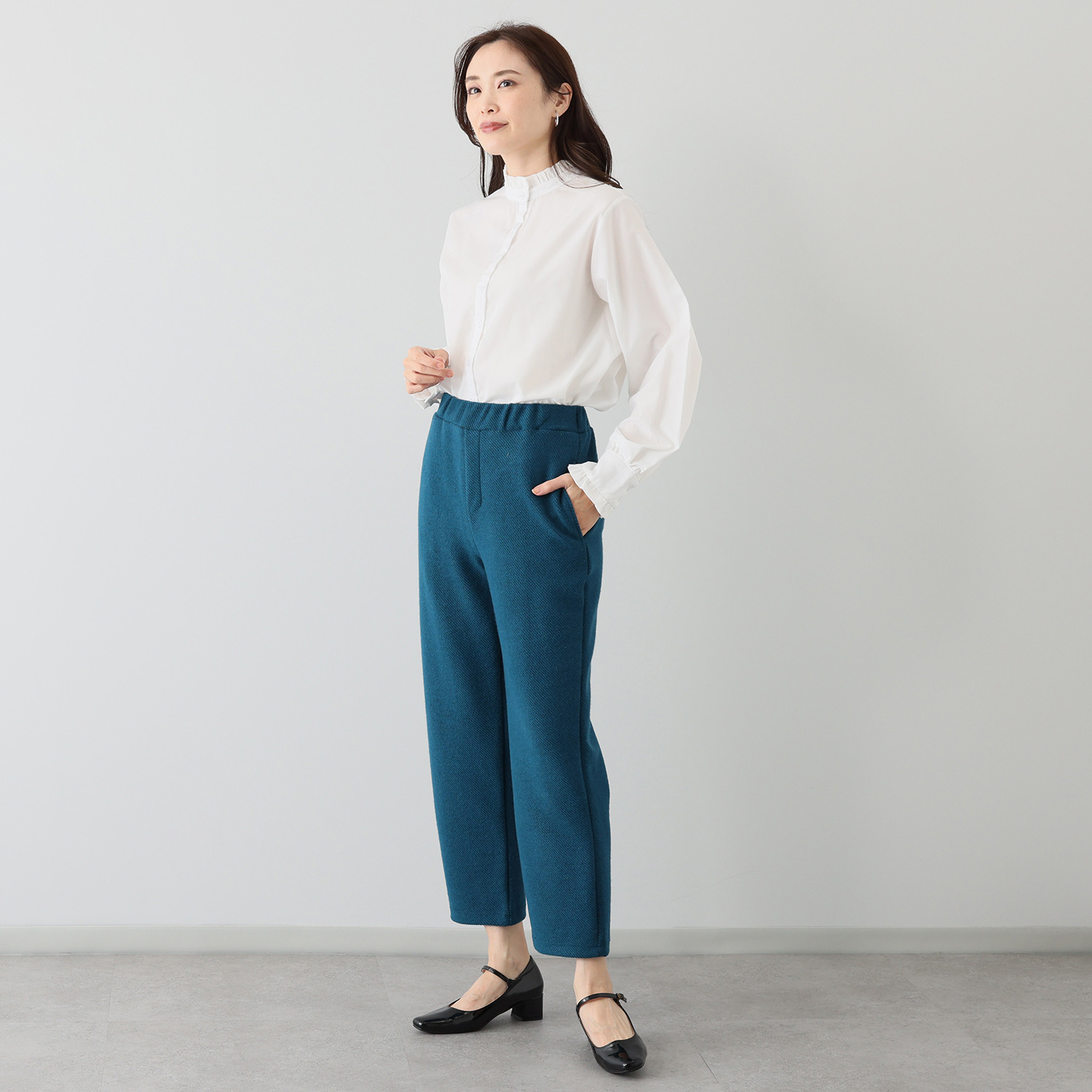 アンリック　オー　ブルー ウール混インレー スタイリッシュ ストレートパンツ