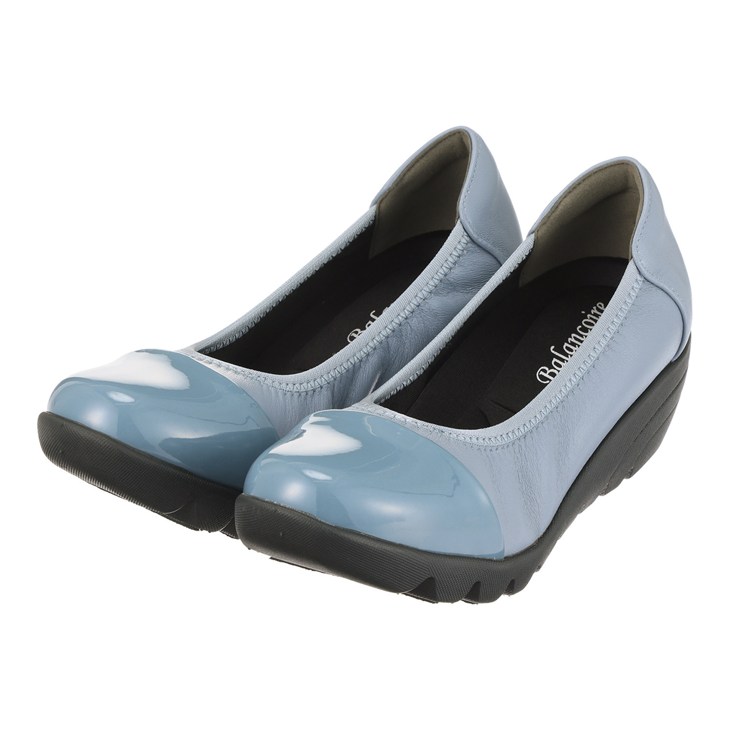 ブランコワール ジャパンメイド 羊革　超軽量 厚底パンプス