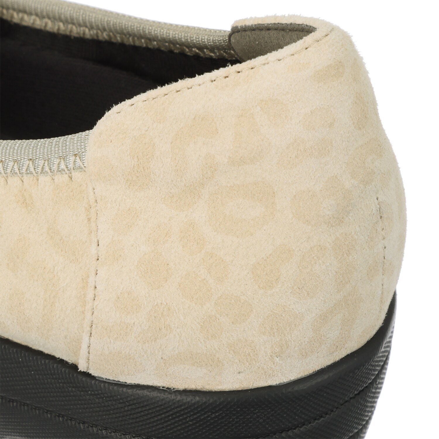 ブランコワール ジャパンメイド 羊革　超軽量 厚底パンプス