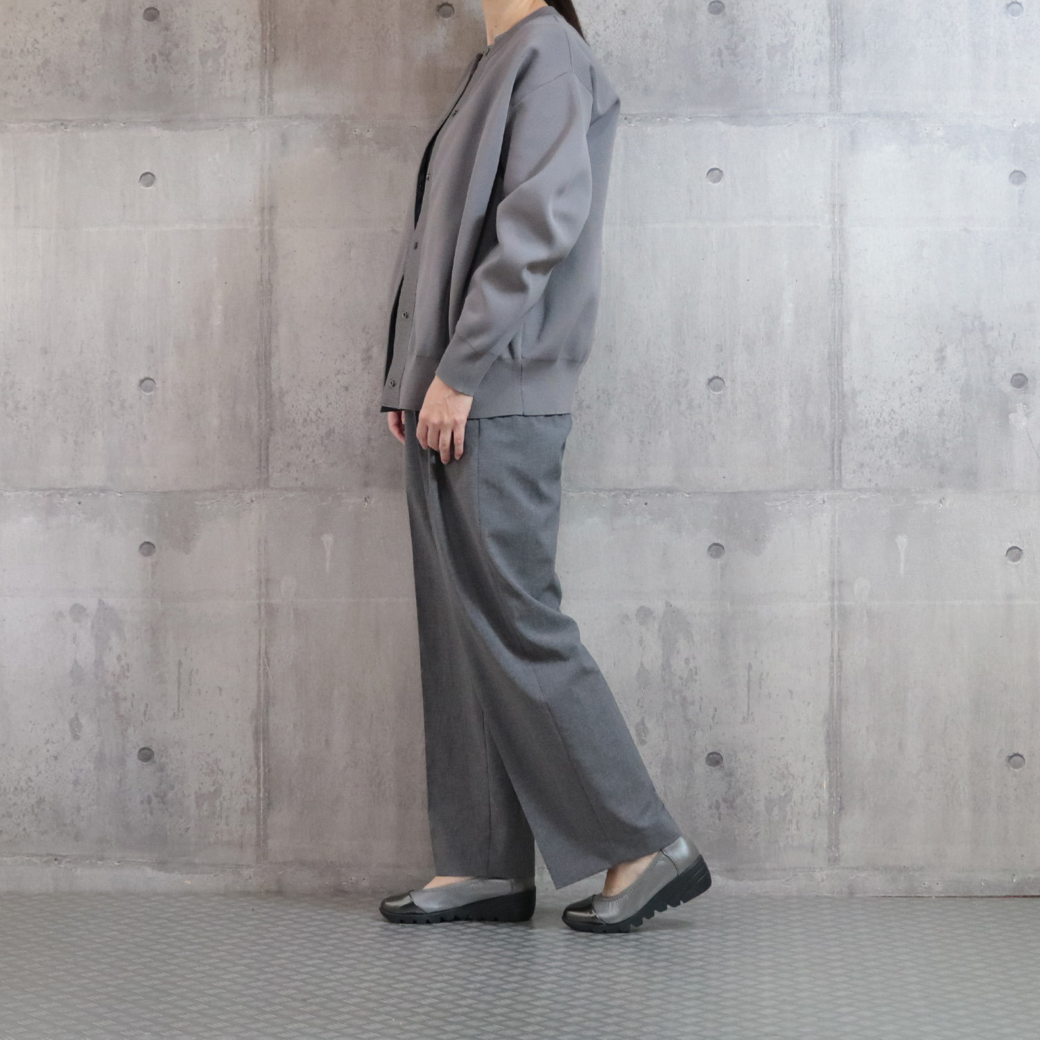 ブランコワール ジャパンメイド 羊革　超軽量 厚底パンプス