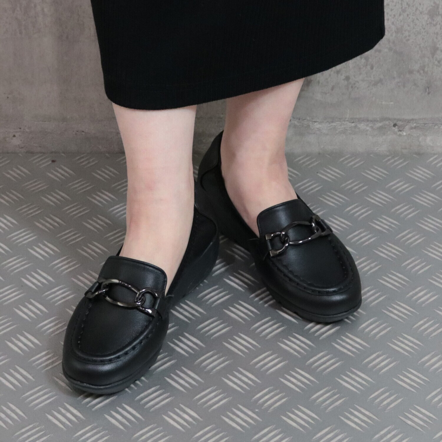 ブランコワール ジャパンメイド 羊革　超軽量 厚底ローファーパンプス