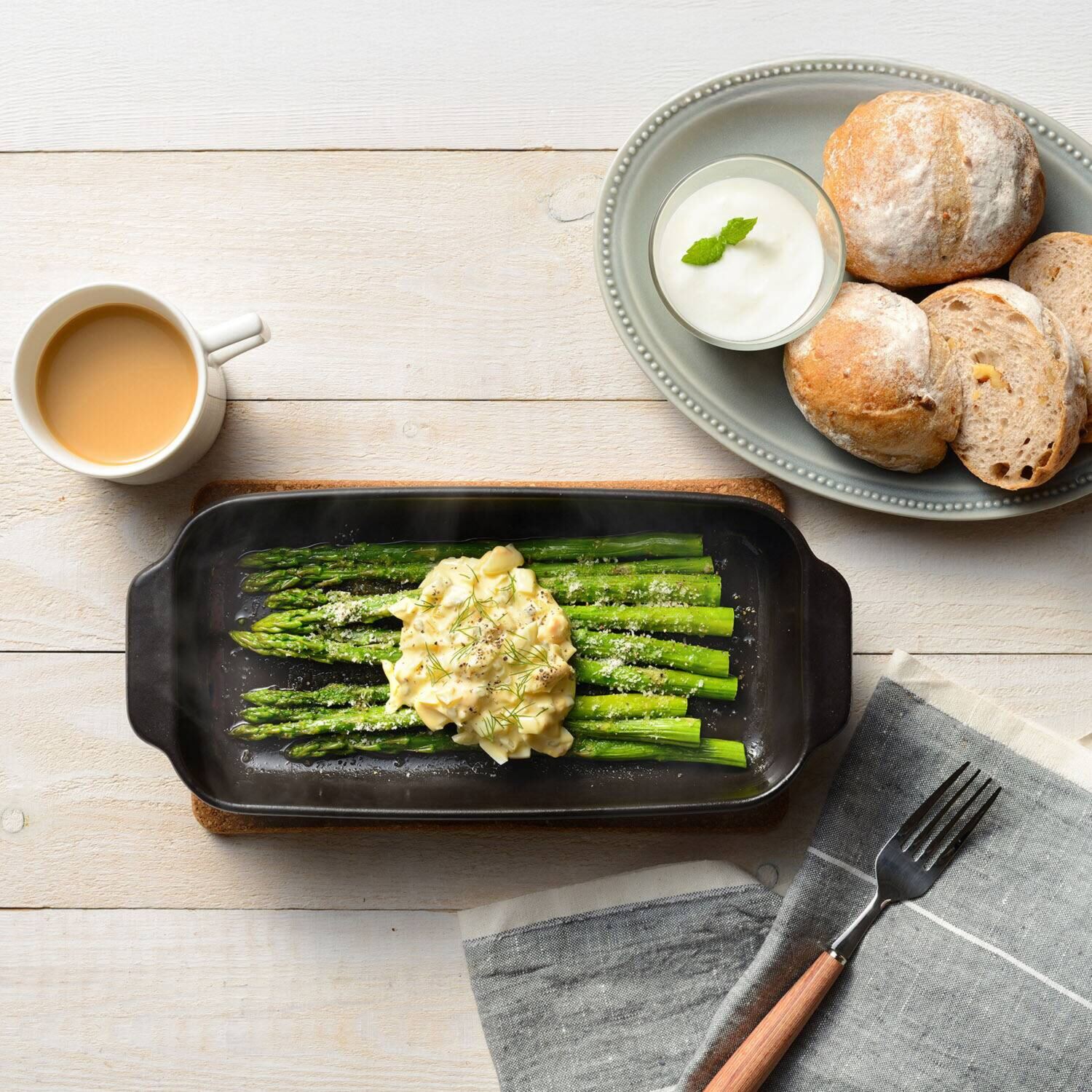 マジカリーノ レンジで発熱する角形皿 ＜ロング＞