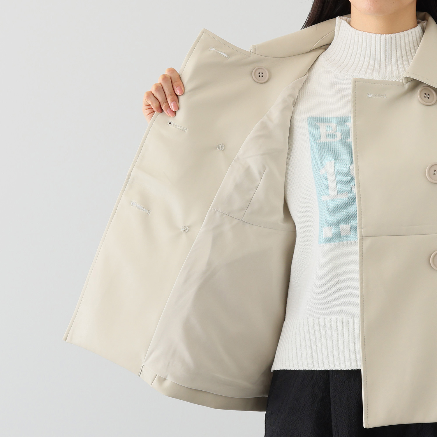 ブルーコレクション しなやかに！華やかに！ フェイクレザー ダブルブレスト ミドルジャケット