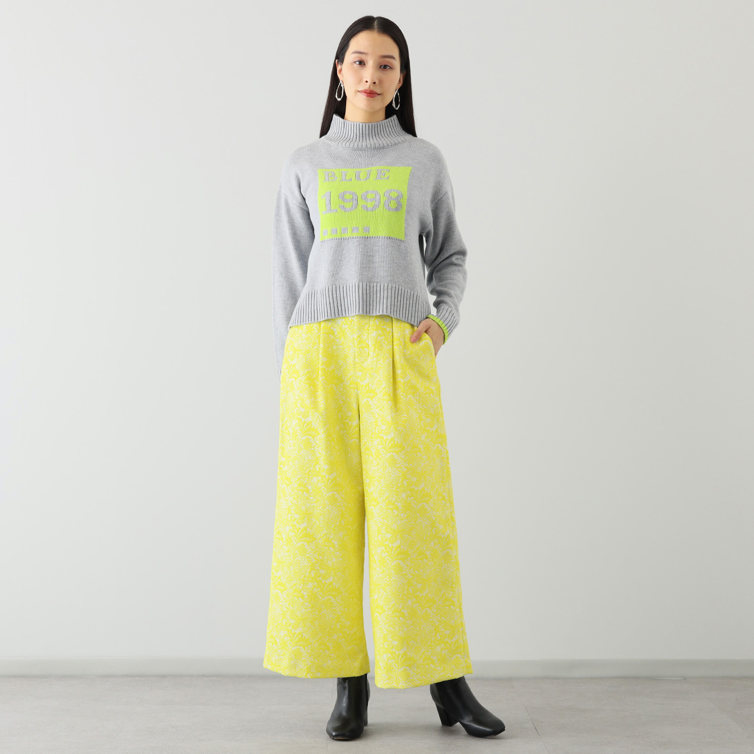 ブルーコレクション ボタニカル柄 ストレッチジャガード セミワイドパンツ