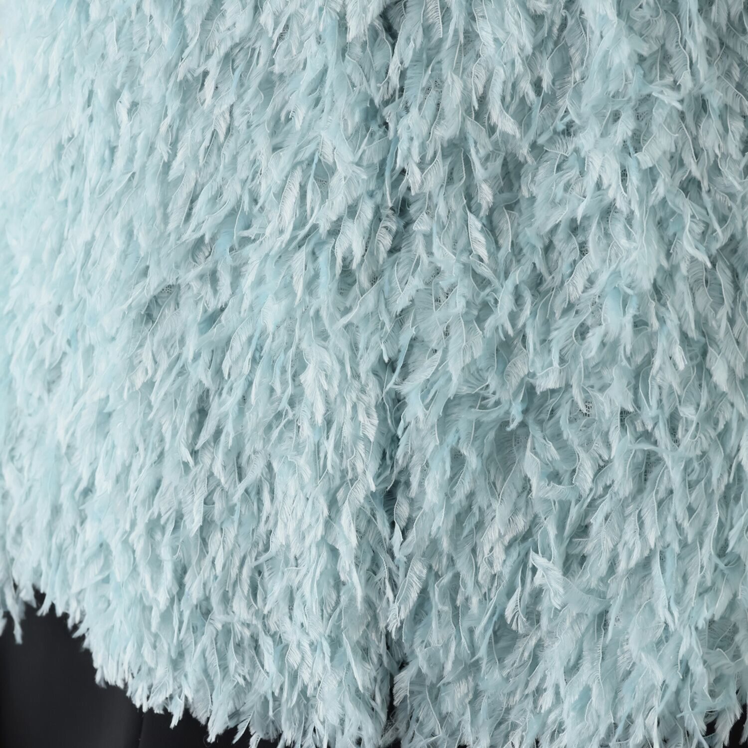 ブルーコレクション エアリー感あふれる！ 軽やか フェイクフェザーベスト