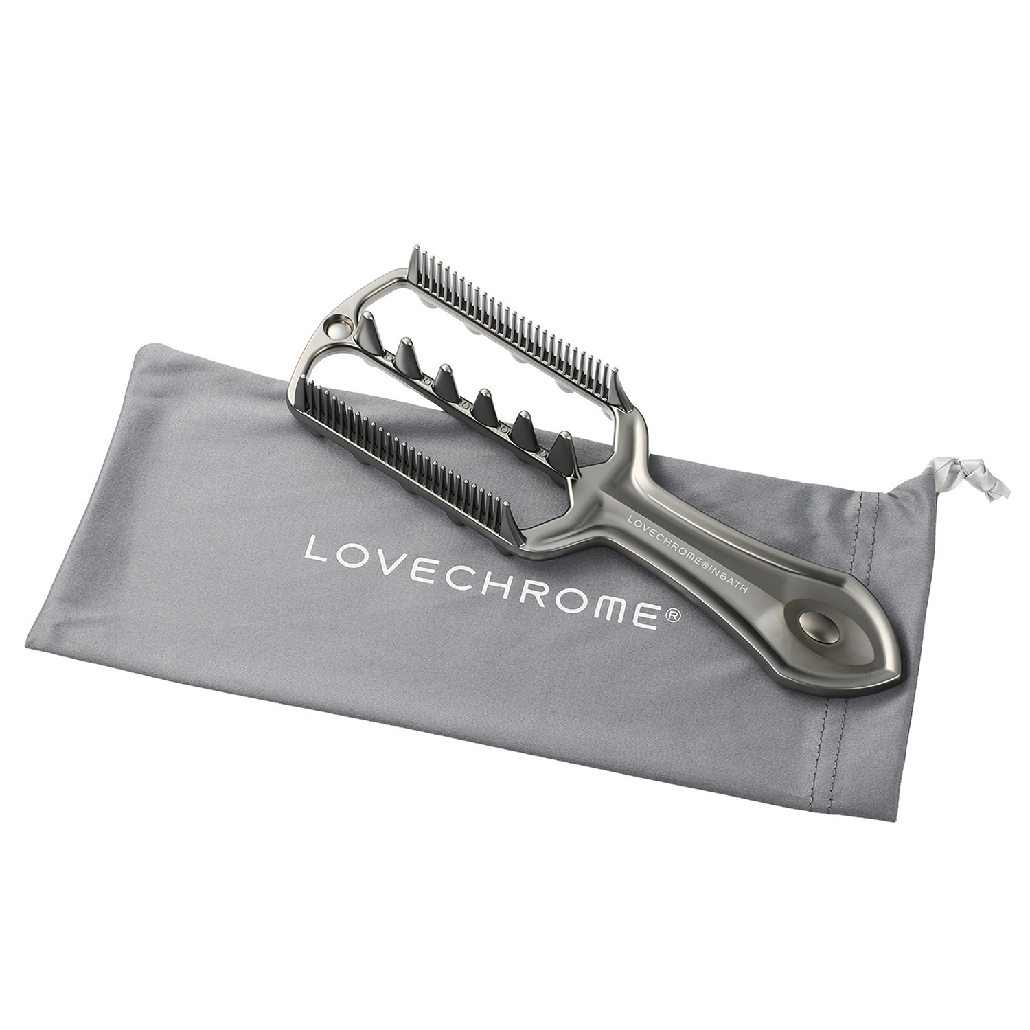 日本の先端技術と職人技 ２種類のコーム刃と カッサブレードで 美頭髪ケアを目指す ラブクロム インバス パドルコーム ＜プレミアムブラック＞