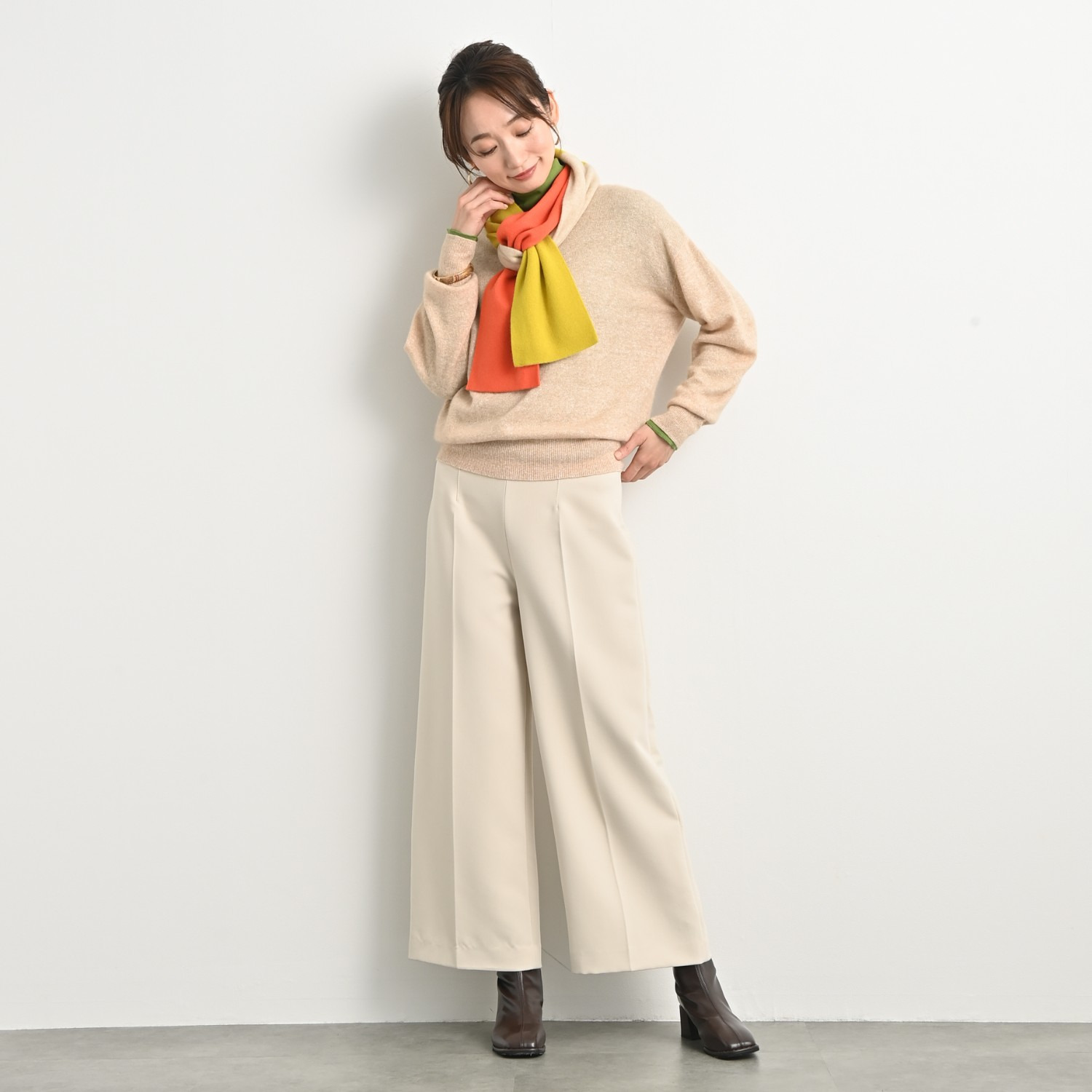 ＢＯＵＮＣＹ　ＢＯＮＤ 内モンゴル産 カシミヤ１００％ トリコロールデザイン ナローマフラー