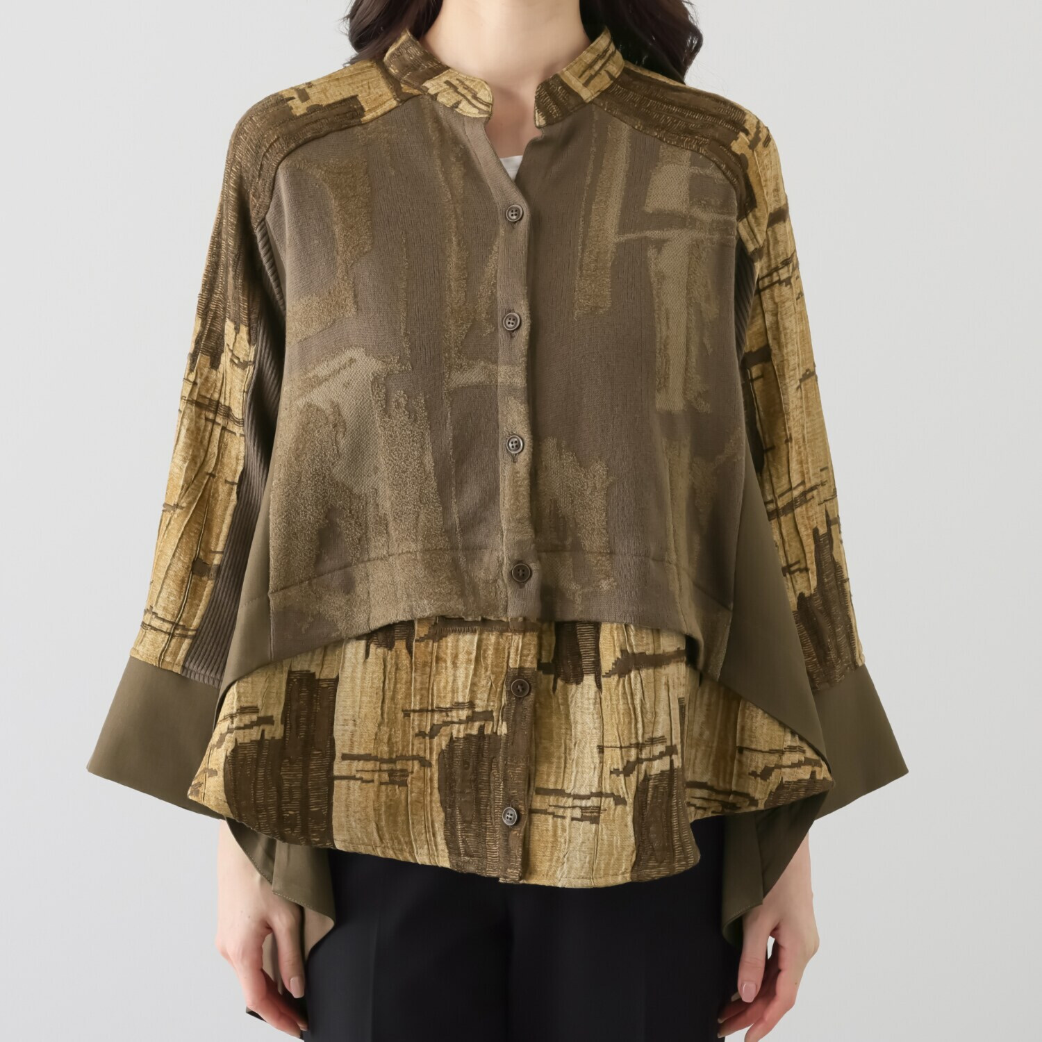 ヨシヨシ バイ　ピージェイ 異素材切替 リラックスシルエット スタンドカラー デザインオーバーシャツ