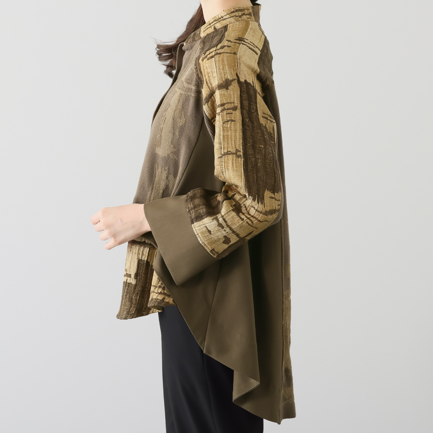 ヨシヨシ バイ　ピージェイ 異素材切替 リラックスシルエット スタンドカラー デザインオーバーシャツ