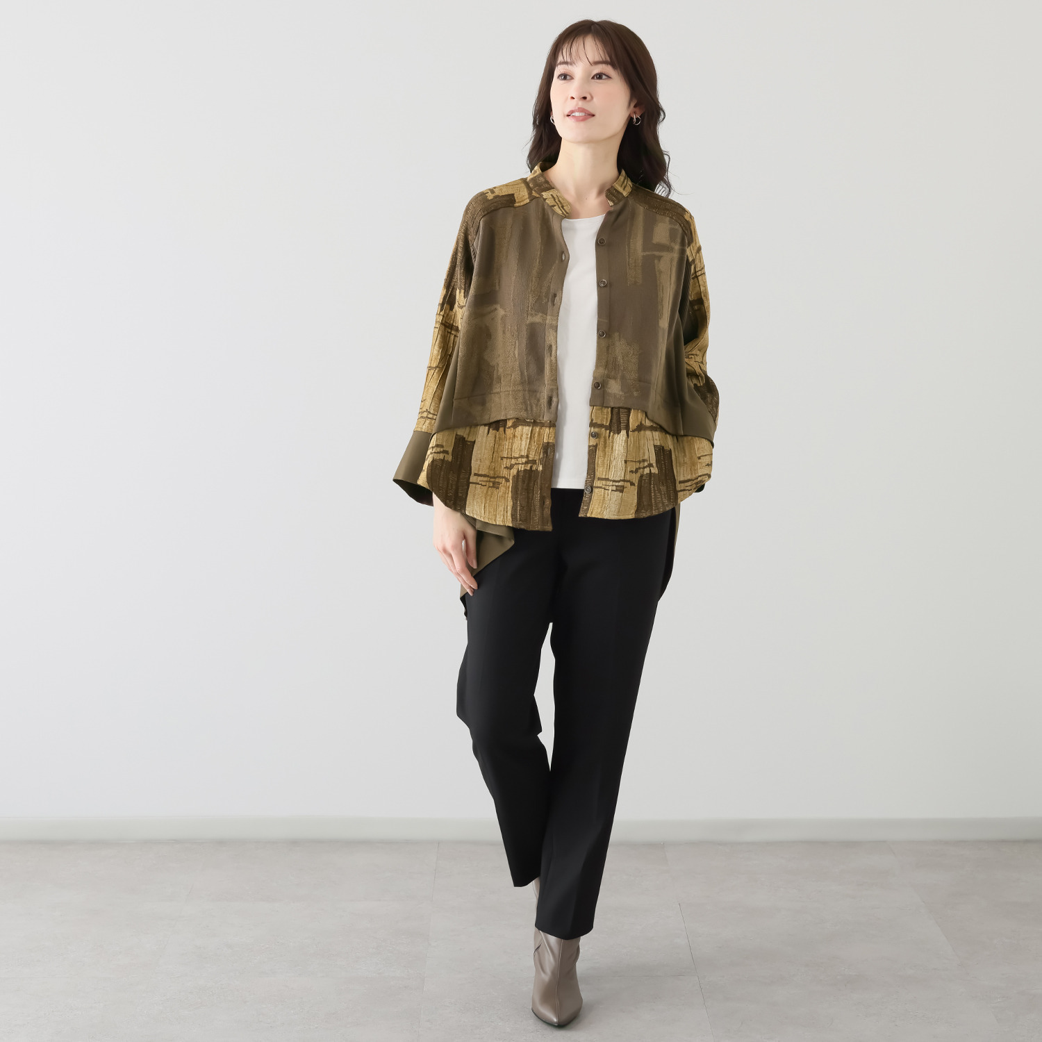 ヨシヨシ バイ　ピージェイ 異素材切替 リラックスシルエット スタンドカラー デザインオーバーシャツ